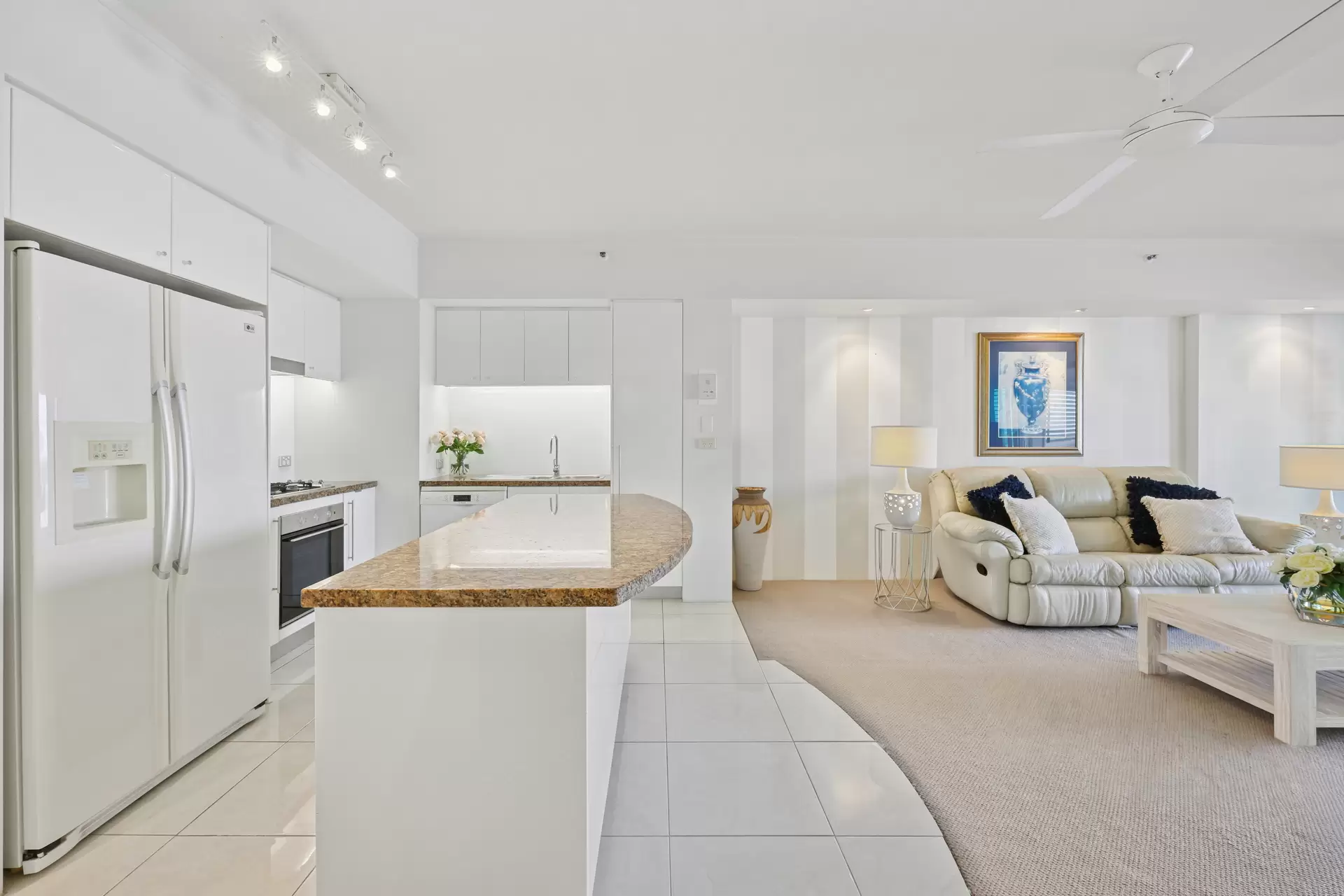 95/326 Marine Parade, Labrador Sold by  - image 1