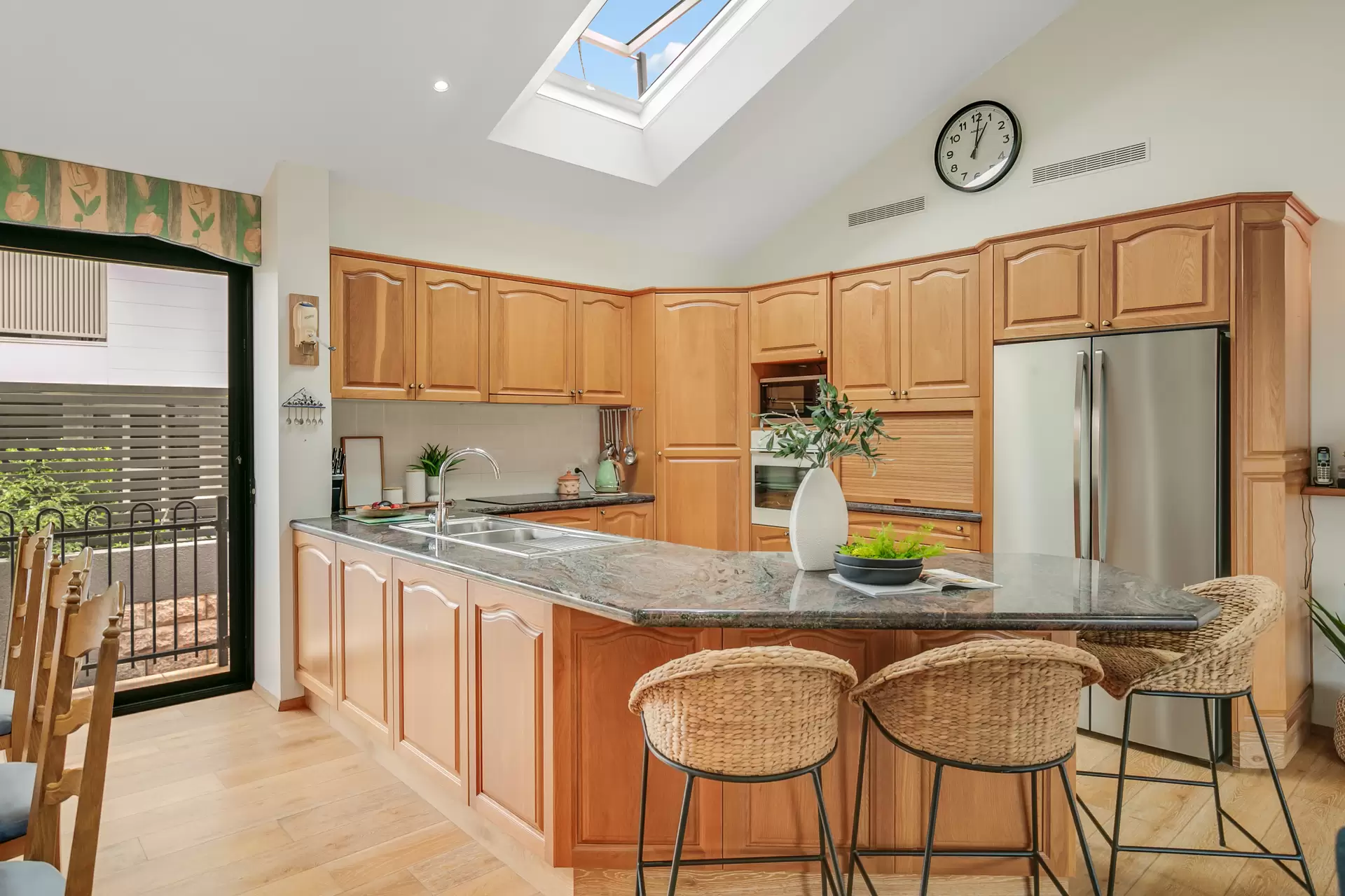 23 Paranka Drive North, Cleveland Sold by Queensland Sotheby's International Realty - image 1