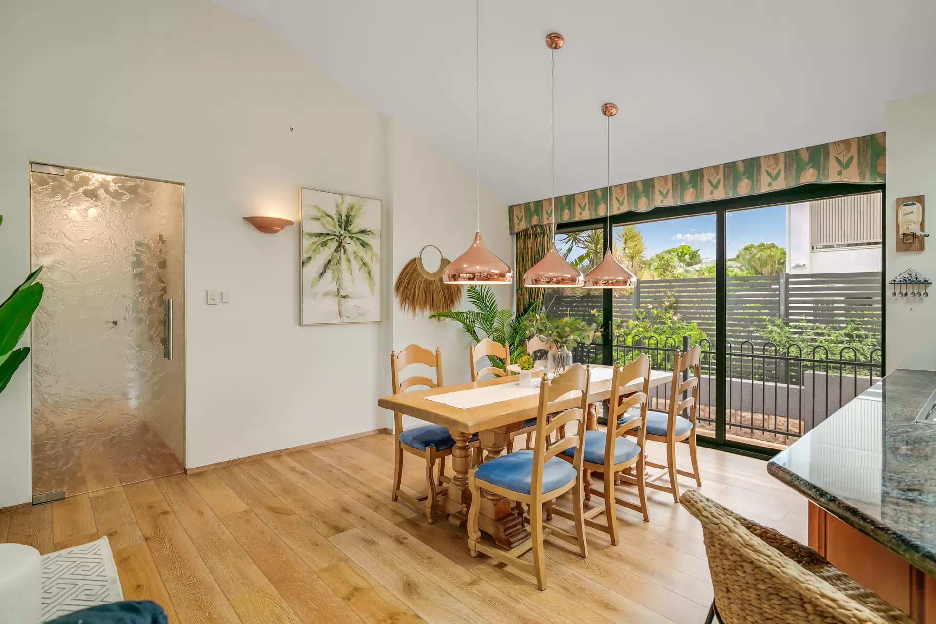 23 Paranka Drive North, Cleveland Sold by Queensland Sotheby's International Realty - image 1