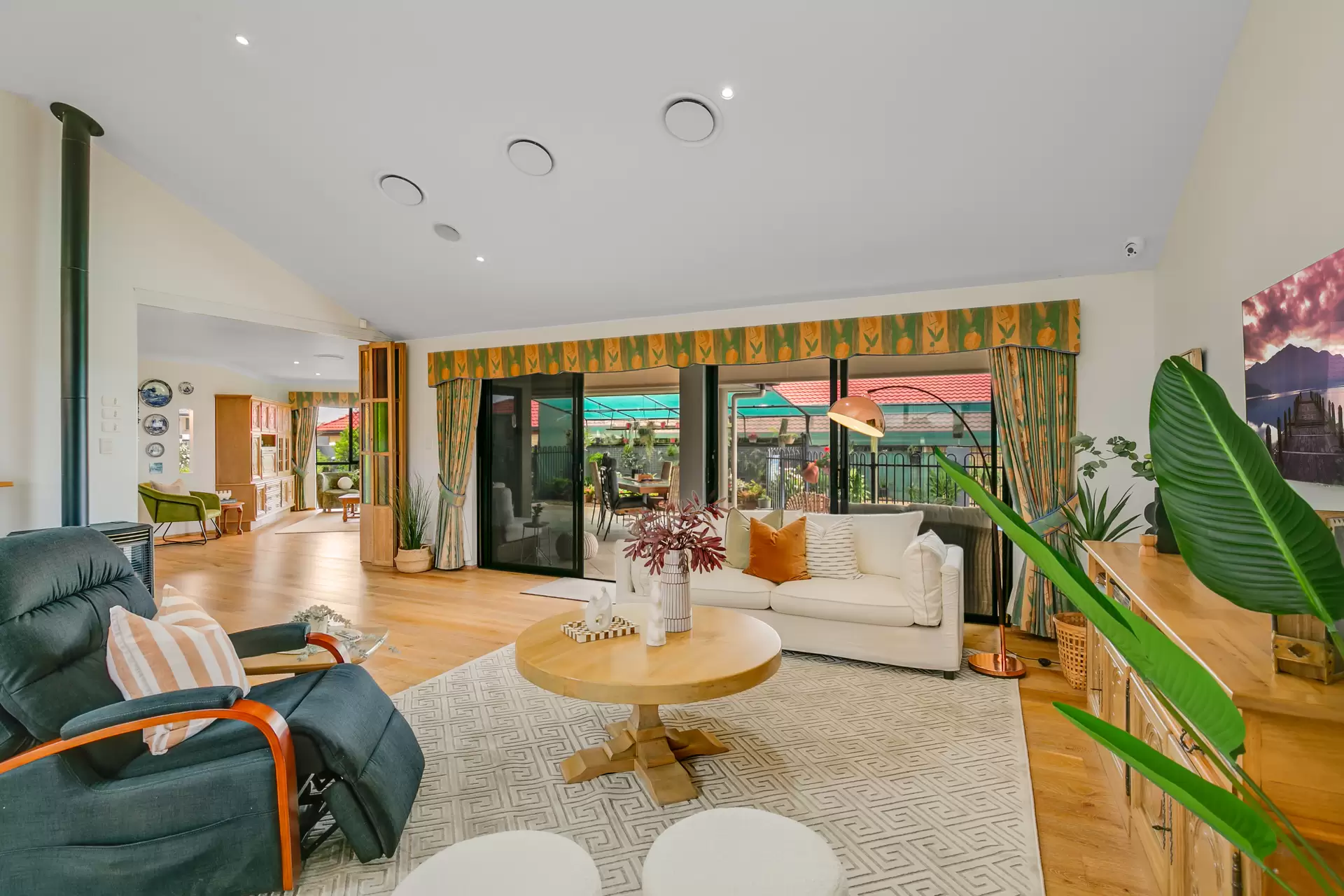 23 Paranka Drive North, Cleveland Sold by Queensland Sotheby's International Realty - image 1