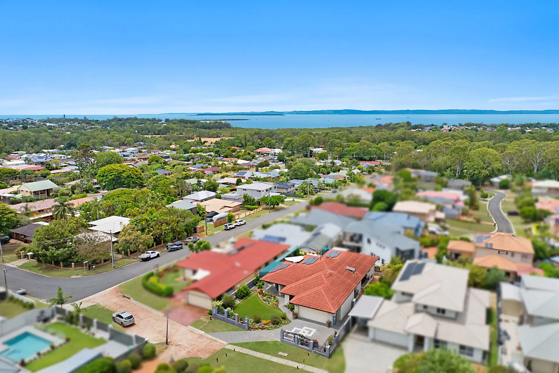 23 Paranka Drive North, Cleveland Sold by Queensland Sotheby's International Realty - image 1