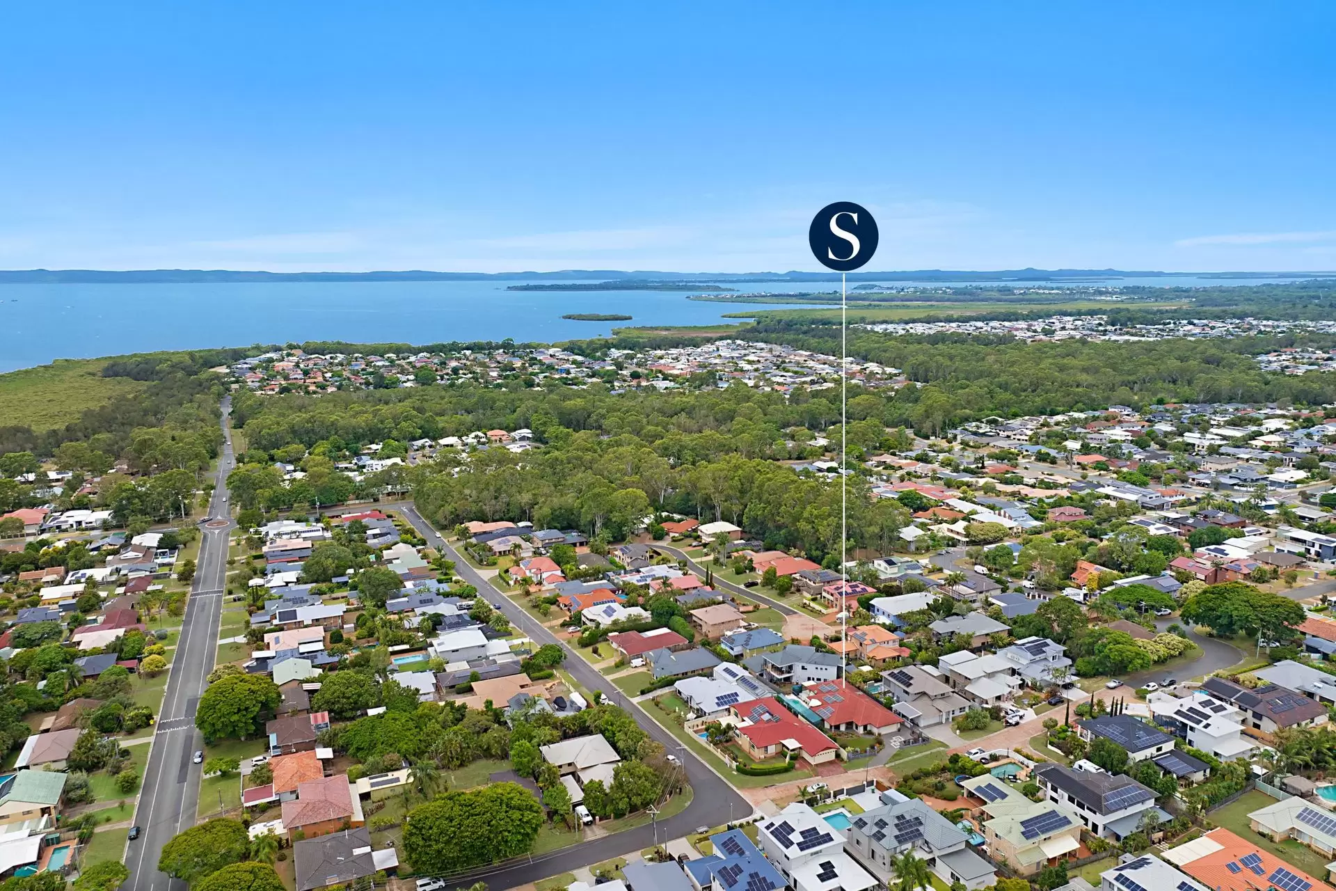 23 Paranka Drive North, Cleveland Sold by Queensland Sotheby's International Realty - image 1