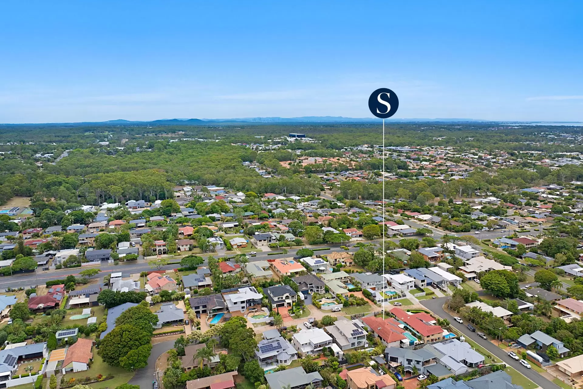 23 Paranka Drive North, Cleveland Sold by Queensland Sotheby's International Realty - image 1