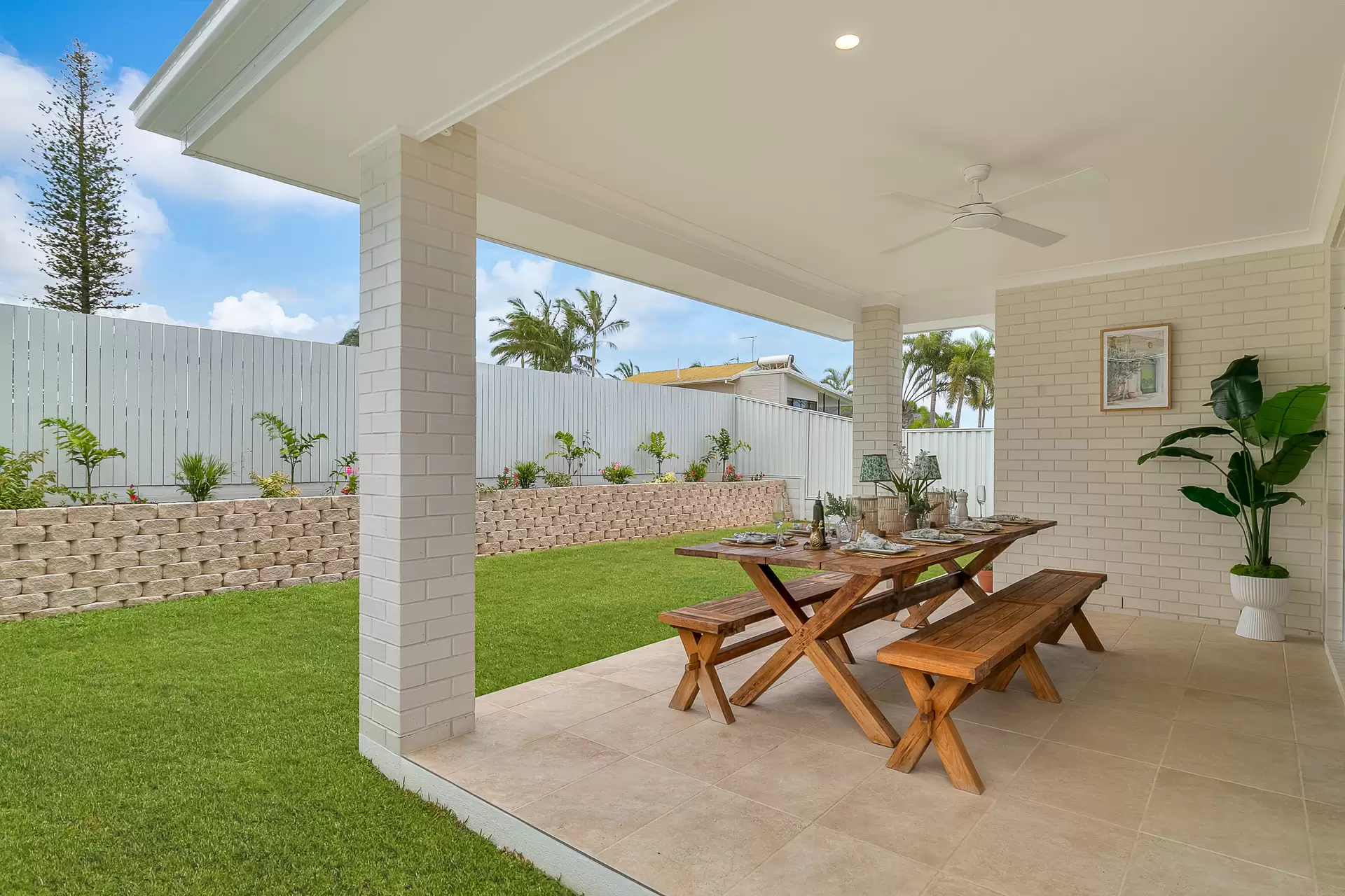 10A Topatig Street, Cleveland Sold by Queensland Sotheby's International Realty - image 1