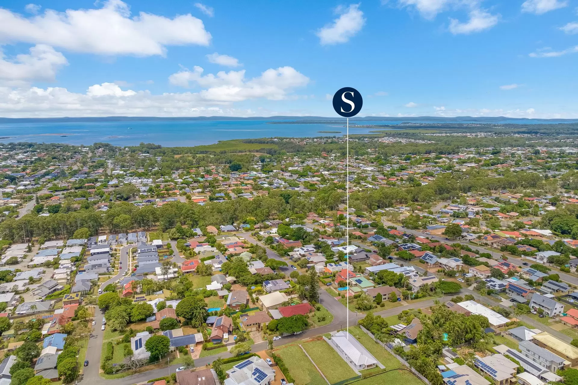 10A Topatig Street, Cleveland Sold by Queensland Sotheby's International Realty - image 1