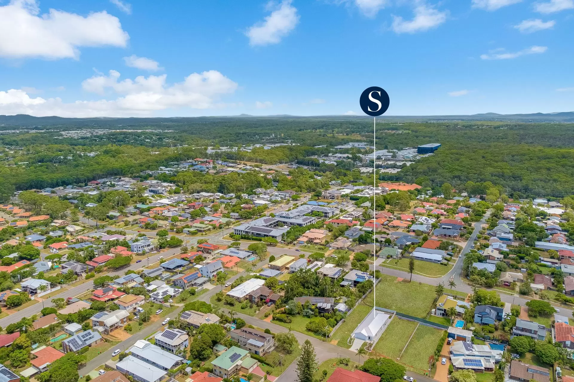 10A Topatig Street, Cleveland Sold by Queensland Sotheby's International Realty - image 1