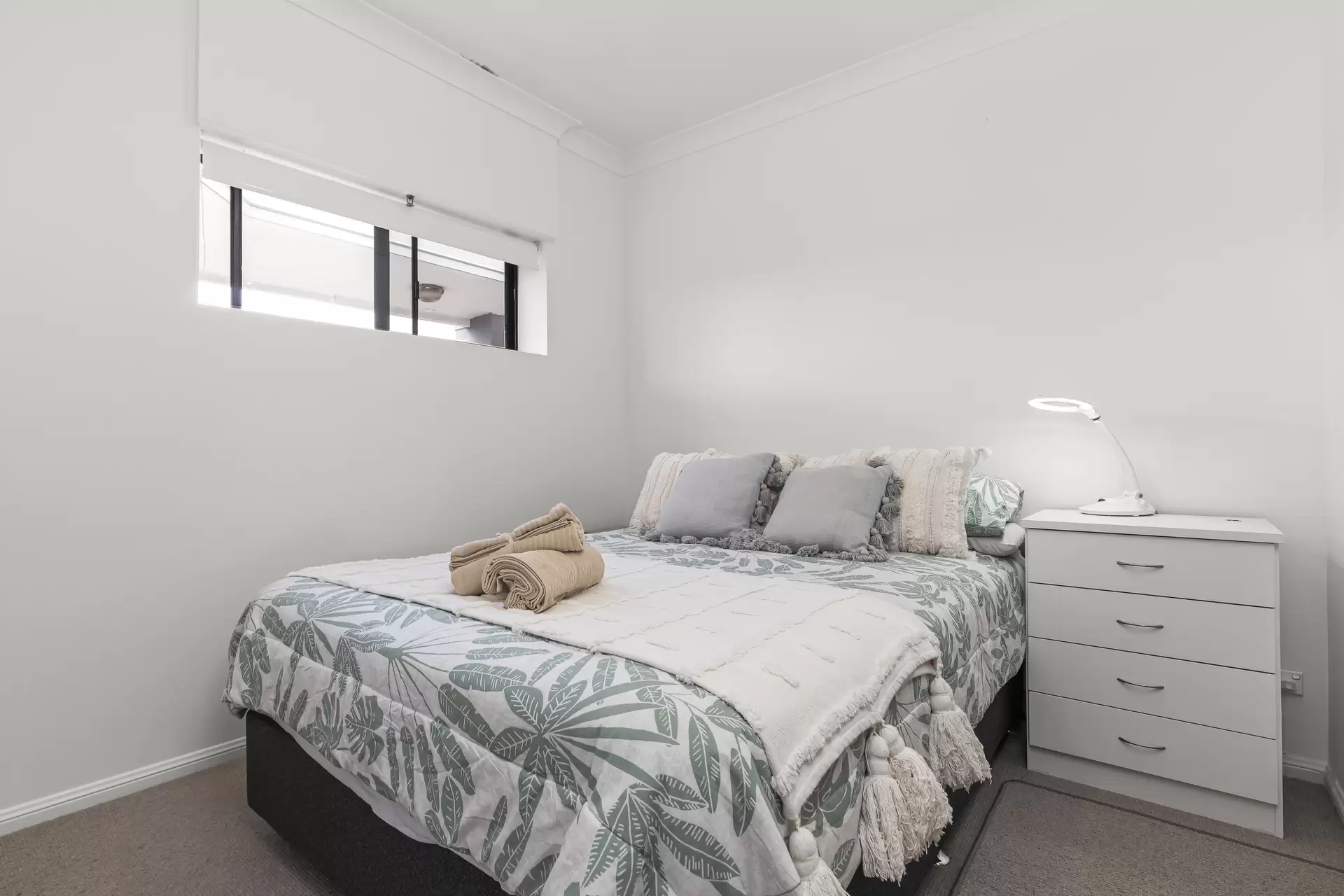 23/2-10 Masthead Drive, Cleveland Sold by Queensland Sotheby's International Realty - image 1