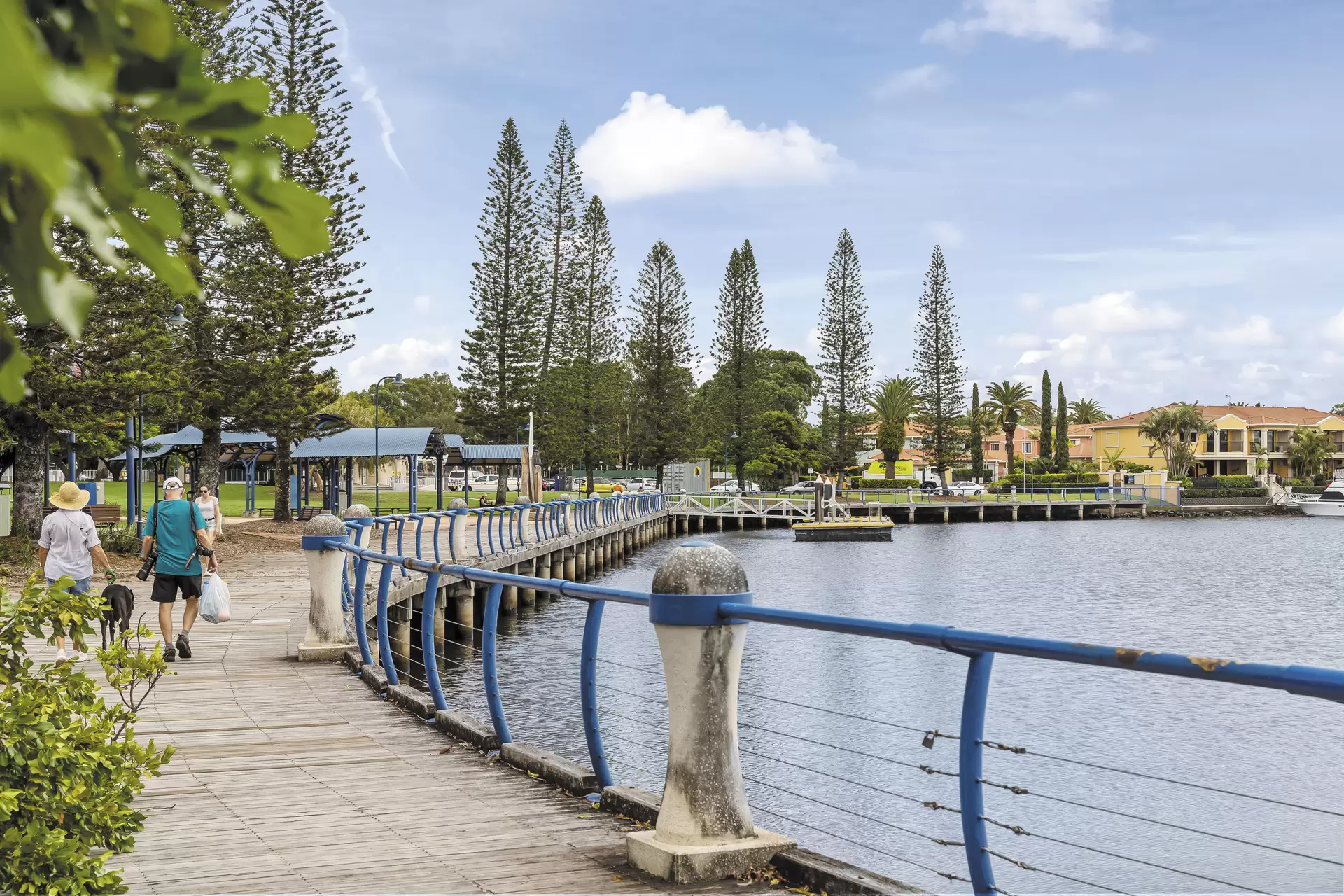 23/2-10 Masthead Drive, Cleveland Sold by Queensland Sotheby's International Realty - image 1
