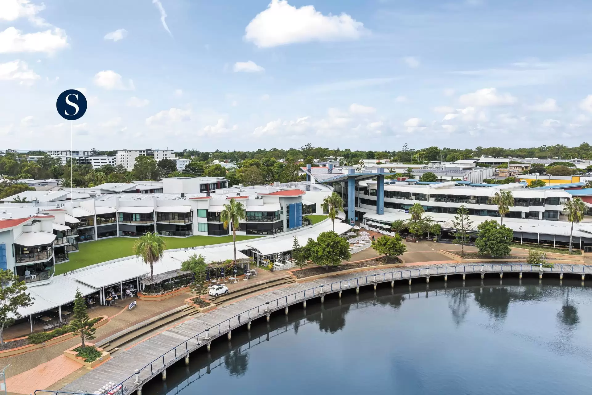 23/2-10 Masthead Drive, Cleveland Sold by Queensland Sotheby's International Realty - image 1