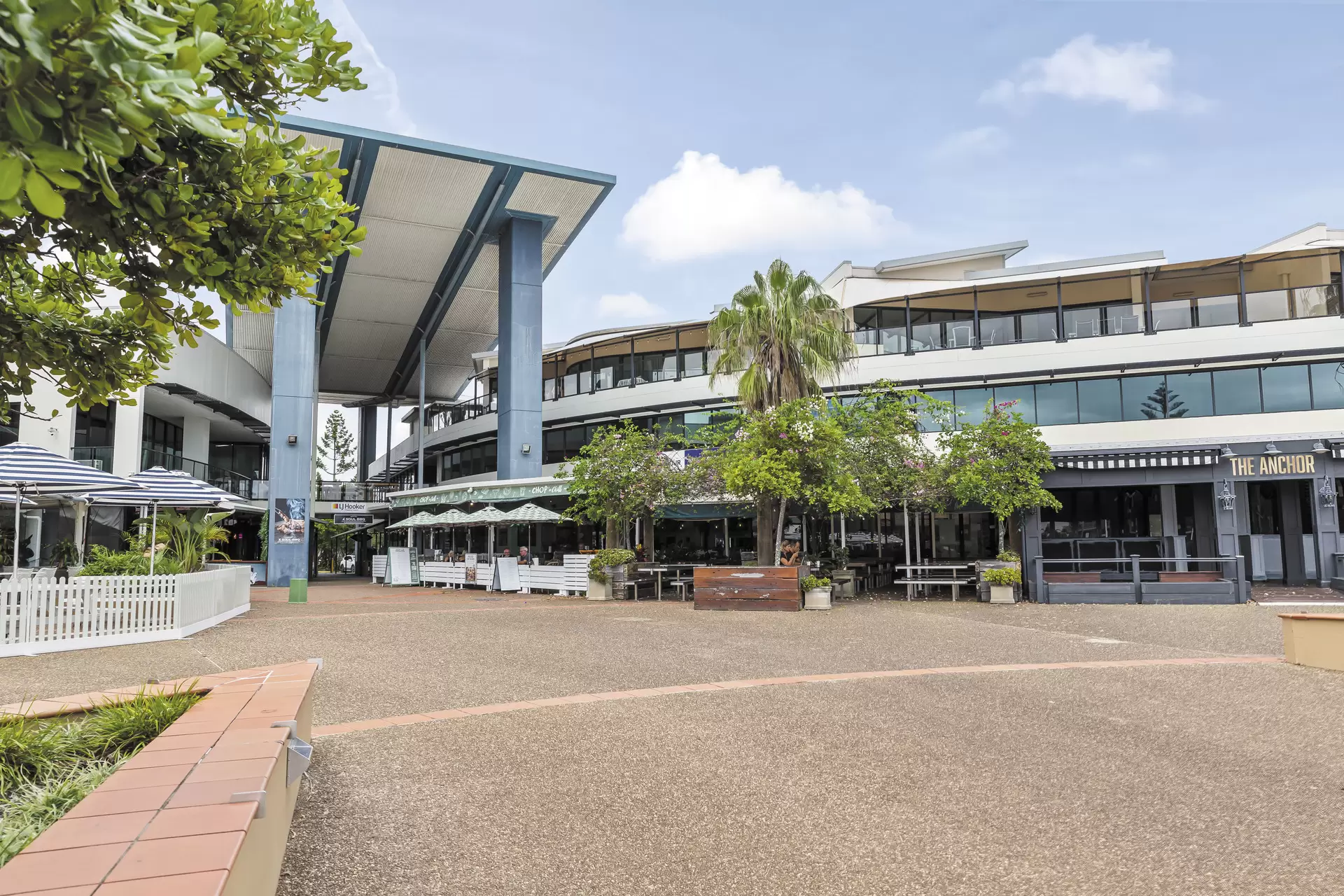 23/2-10 Masthead Drive, Cleveland Sold by Queensland Sotheby's International Realty - image 1