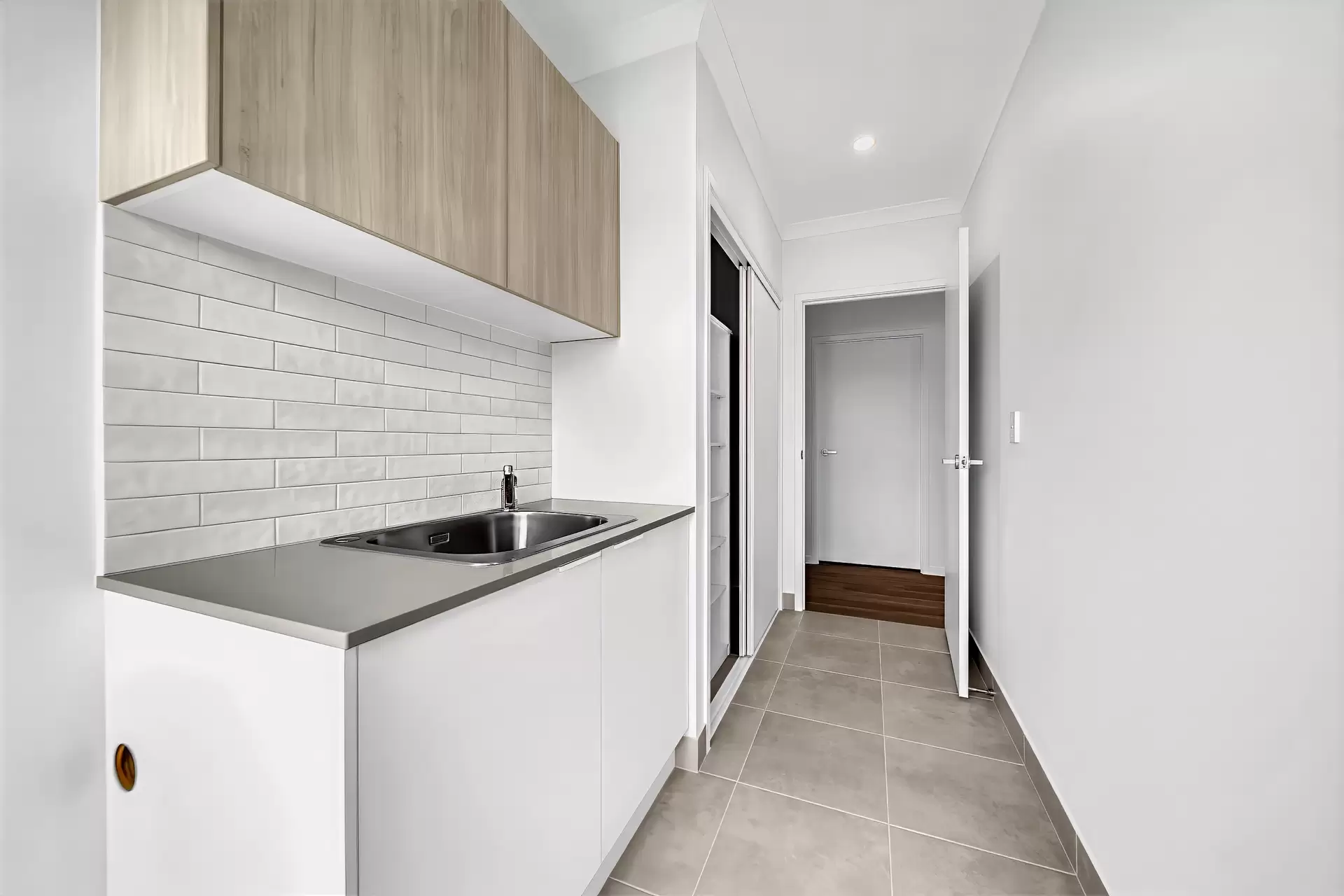 34 Tamarind Crescent, Proserpine Sold by Queensland Sotheby's International Realty - image 1