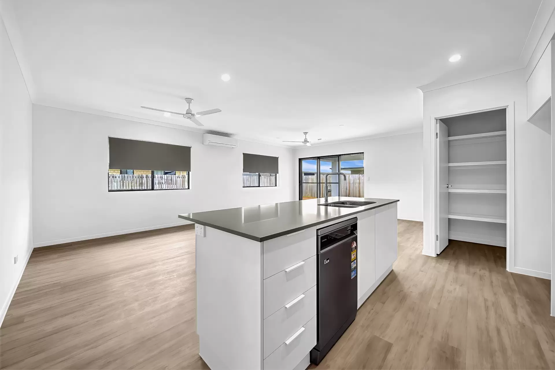 34 Tamarind Crescent, Proserpine Sold by Queensland Sotheby's International Realty - image 1