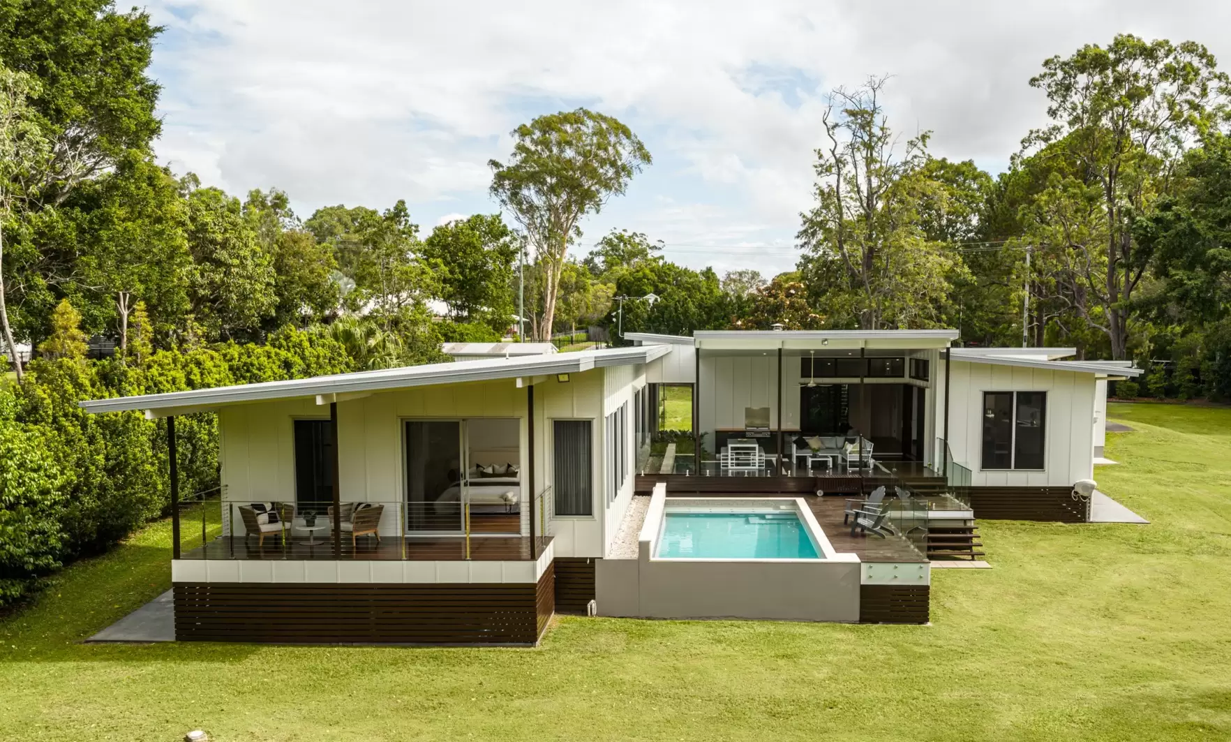 488 Grassdale Road, Gumdale Sold by Queensland Sotheby's International Realty - image 1