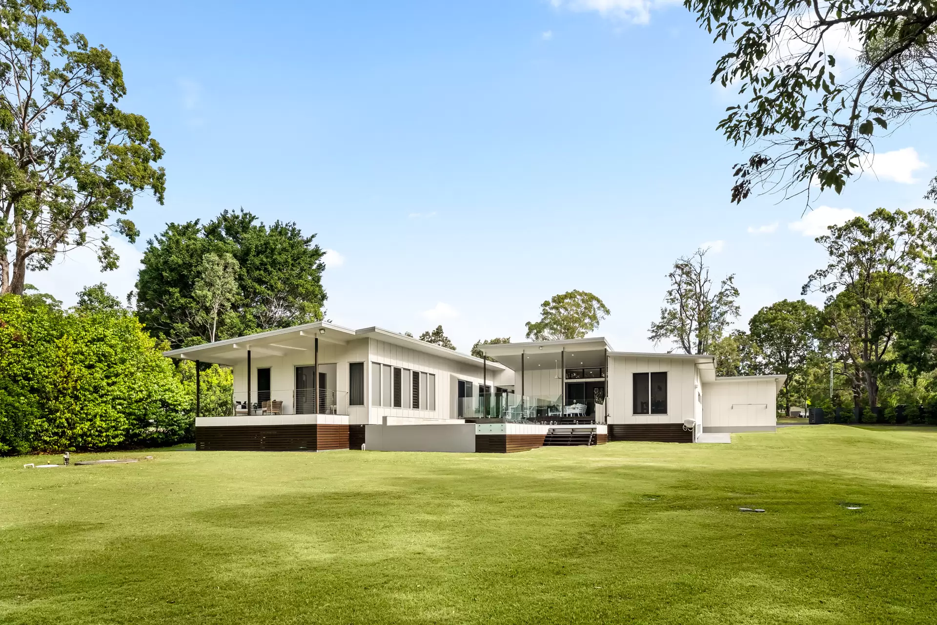 488 Grassdale Road, Gumdale Sold by Queensland Sotheby's International Realty - image 1