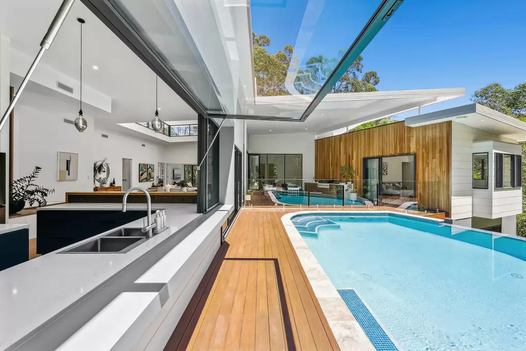 62 Mary Bale Drive, Tallebudgera Sold by Queensland Sotheby's International Realty
