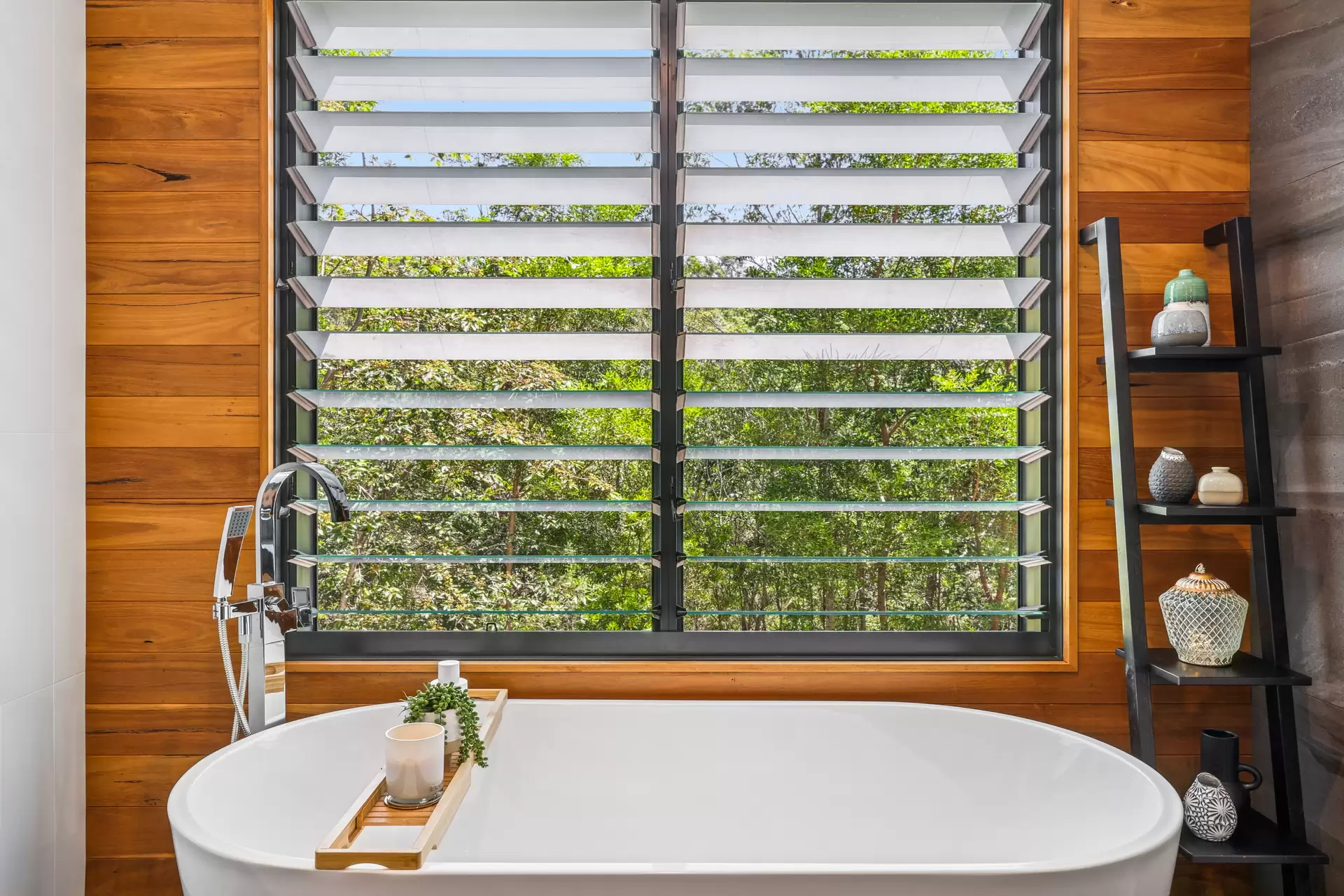 62 Mary Bale Drive, Tallebudgera Sold by Queensland Sotheby's International Realty - image 1