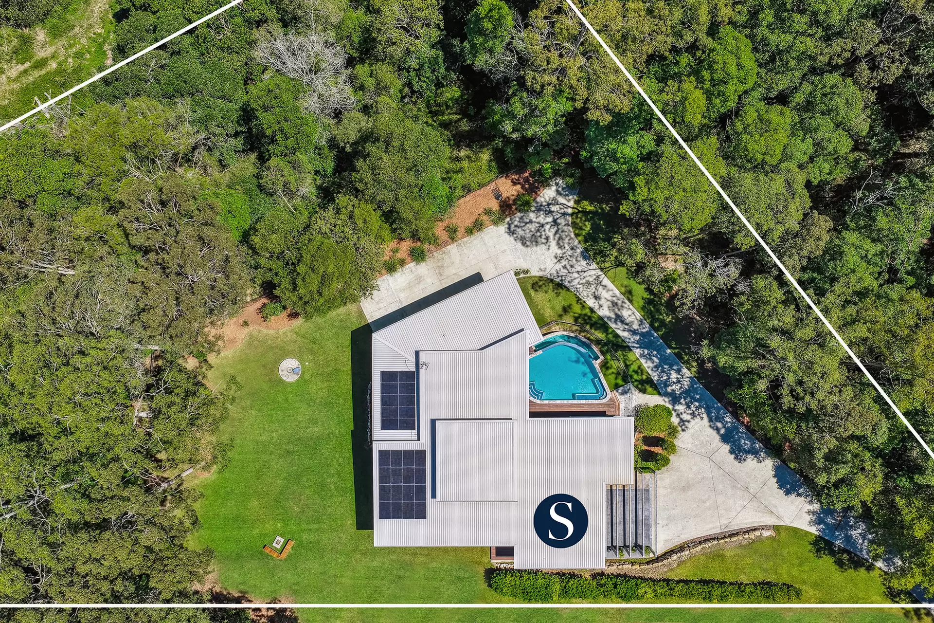 62 Mary Bale Drive, Tallebudgera Sold by Queensland Sotheby's International Realty - image 1
