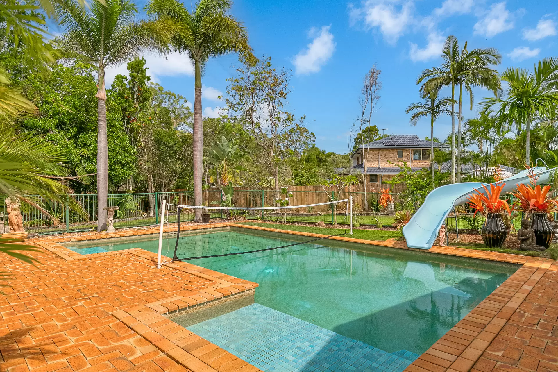 1 Cockateil Court, Thornlands Sold by  - image 1