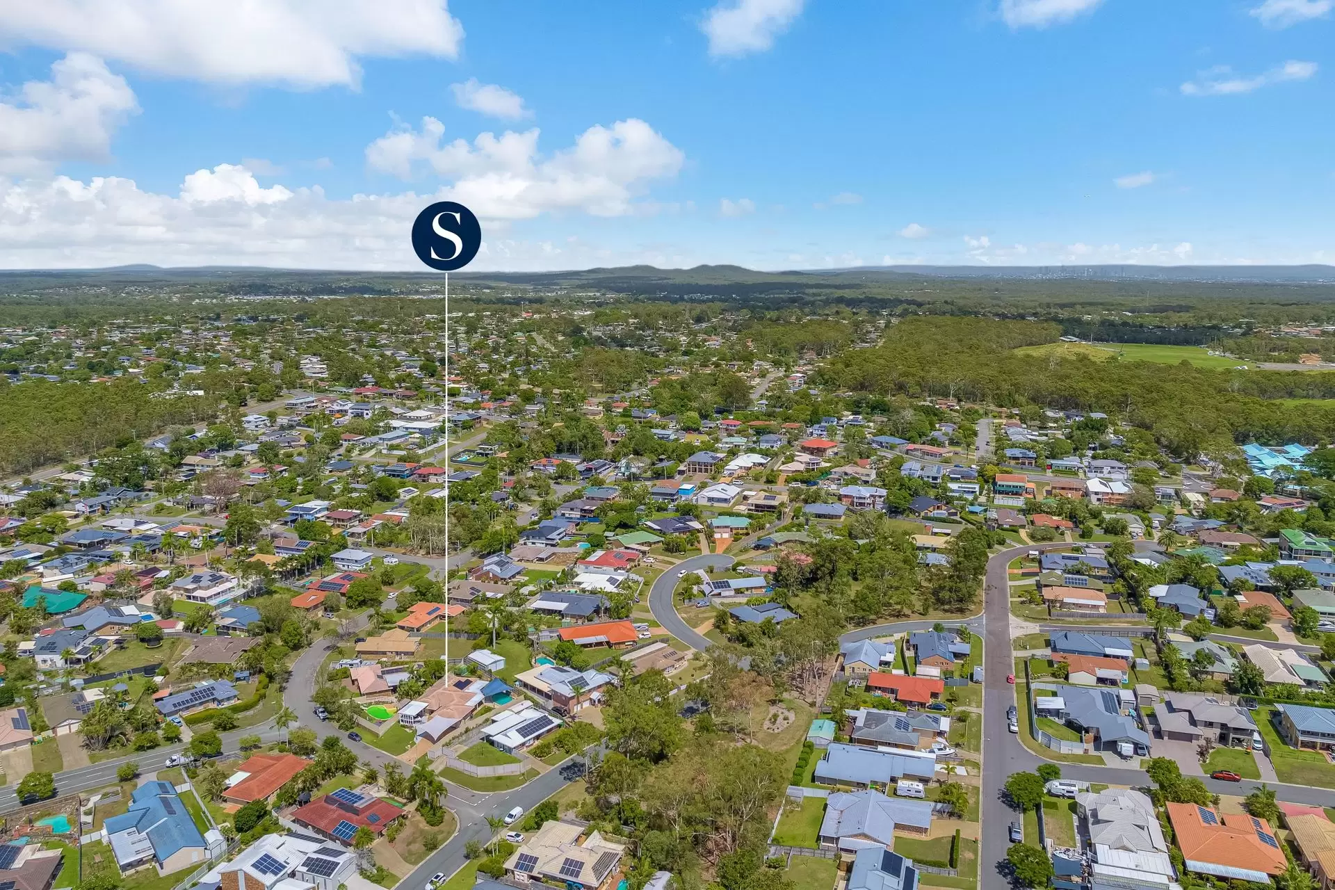24 Amethyst Street, Alexandra Hills Sold by Queensland Sotheby's International Realty - image 1
