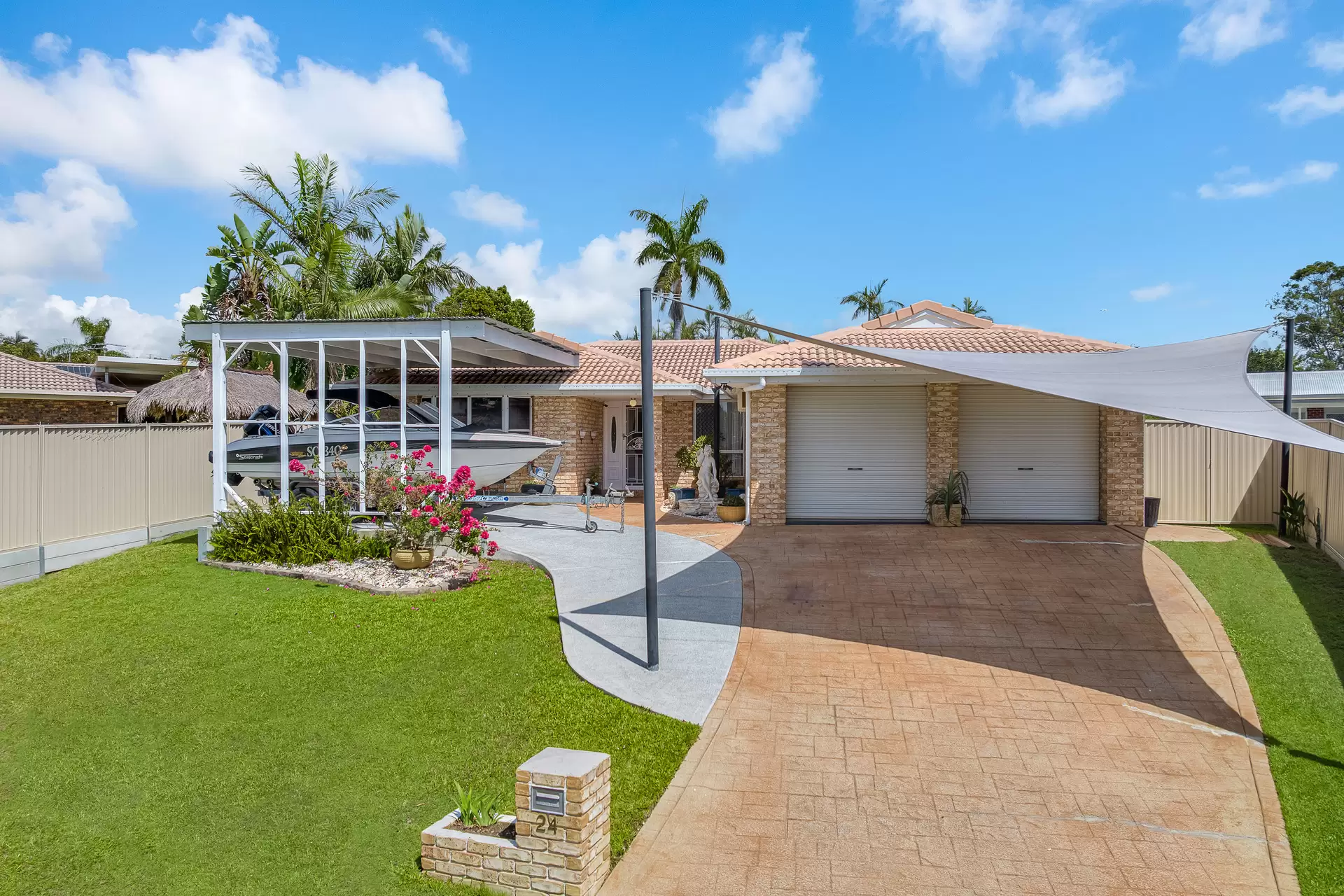 24 Amethyst Street, Alexandra Hills Sold by  - image 1