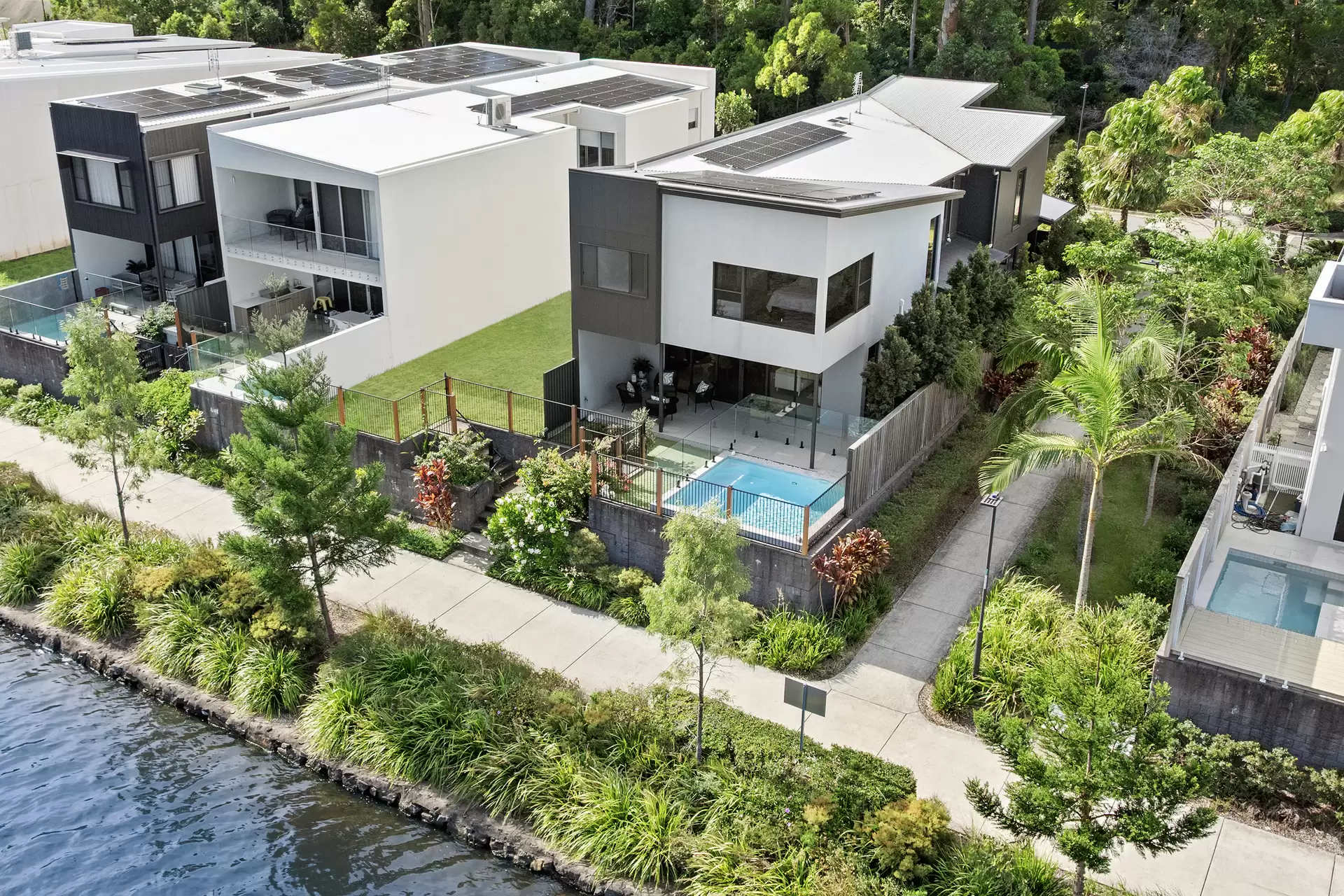 41 Lancelin Place, Maroochydore Sold by Queensland Sotheby's International Realty - image 1