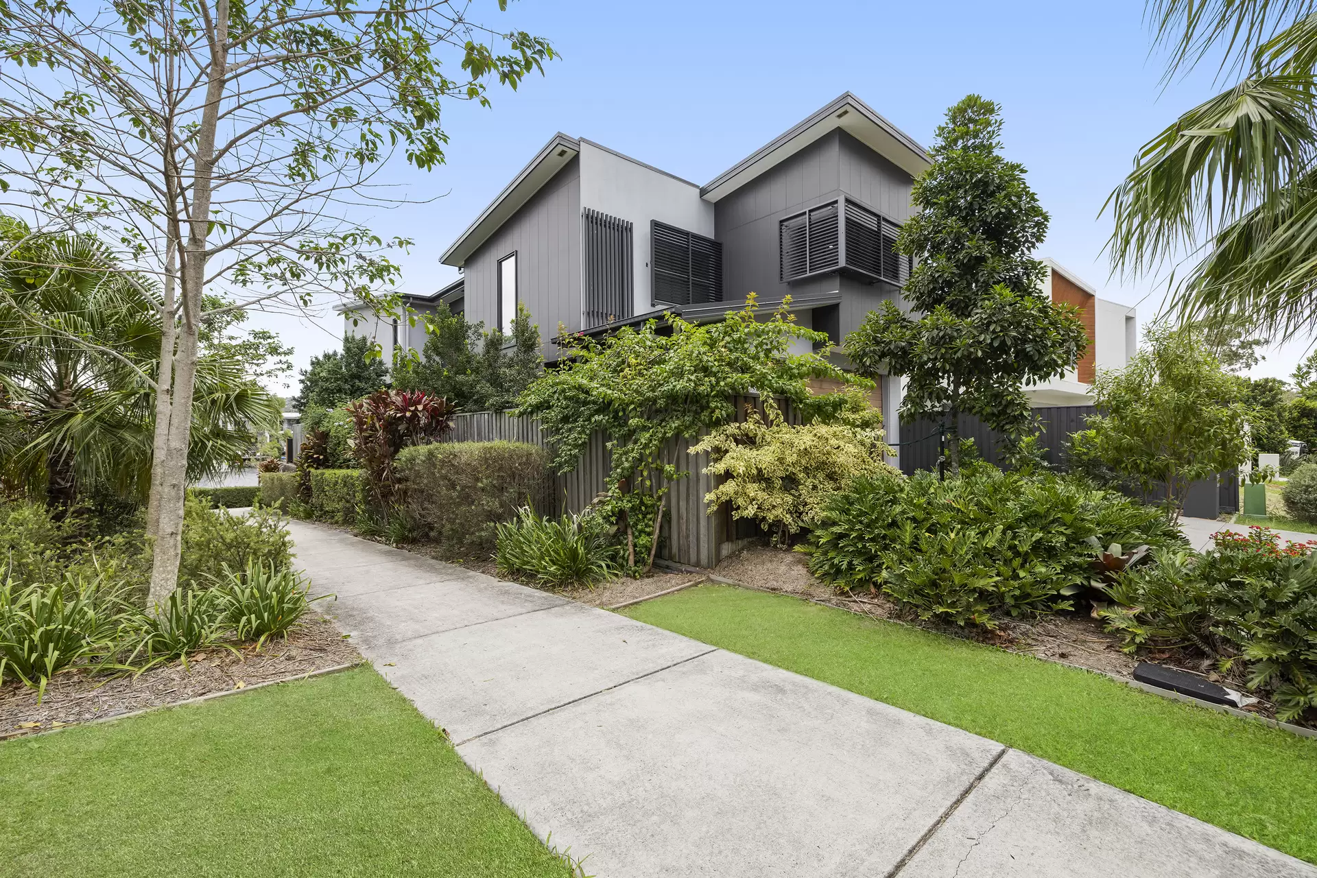 41 Lancelin Place, Maroochydore Sold by Queensland Sotheby's International Realty - image 1