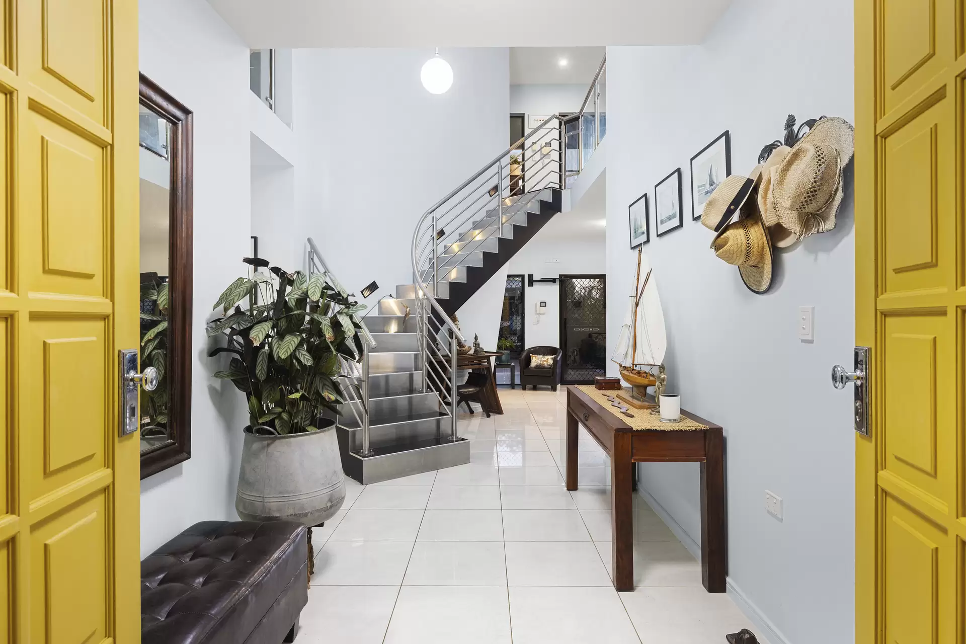 9 Wilohurst Drive, Redland Bay For Sale by Queensland Sotheby's International Realty - image 1