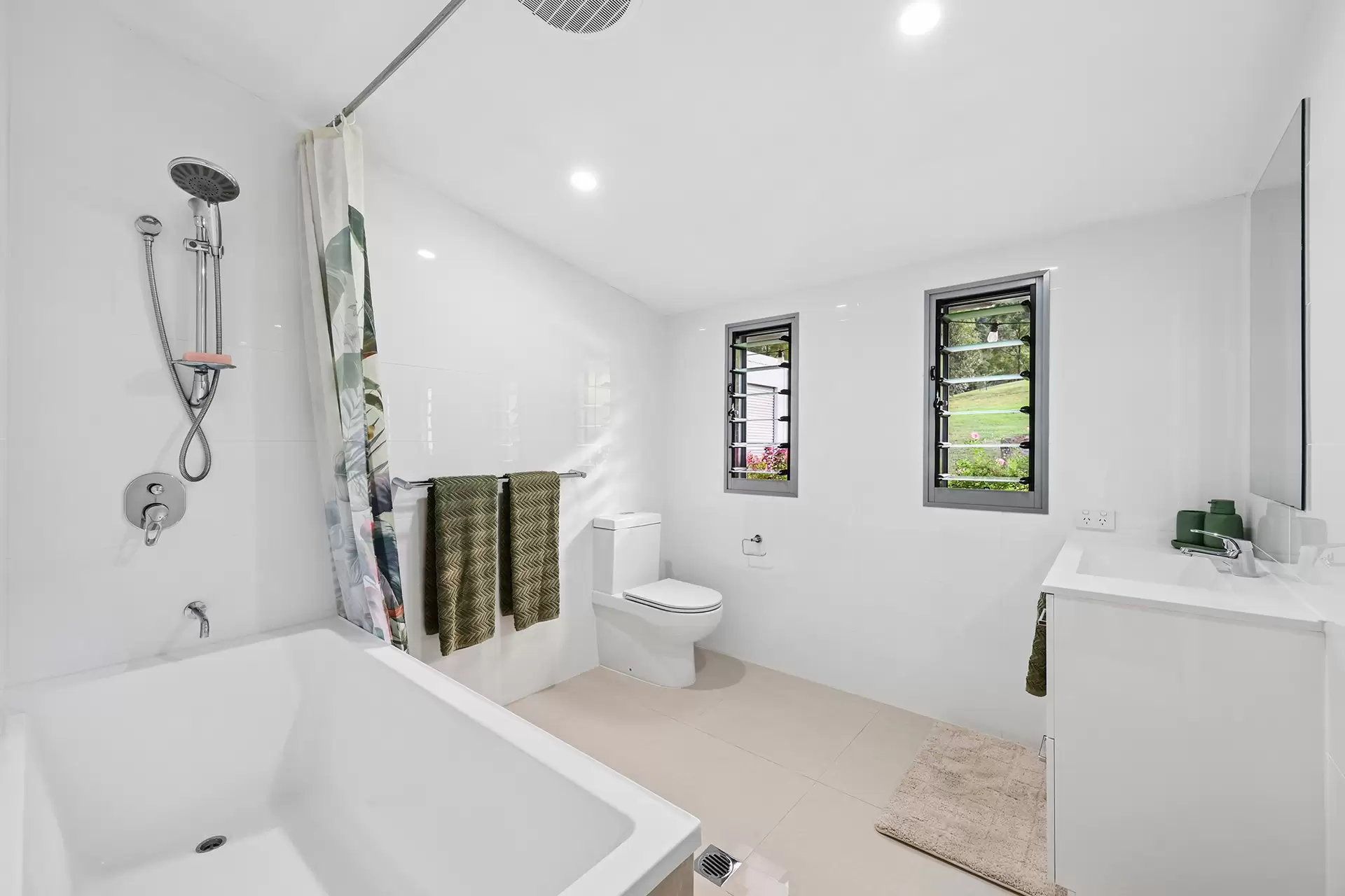 462 Illinbah Road, Illinbah Sold by Queensland Sotheby's International Realty - image 1