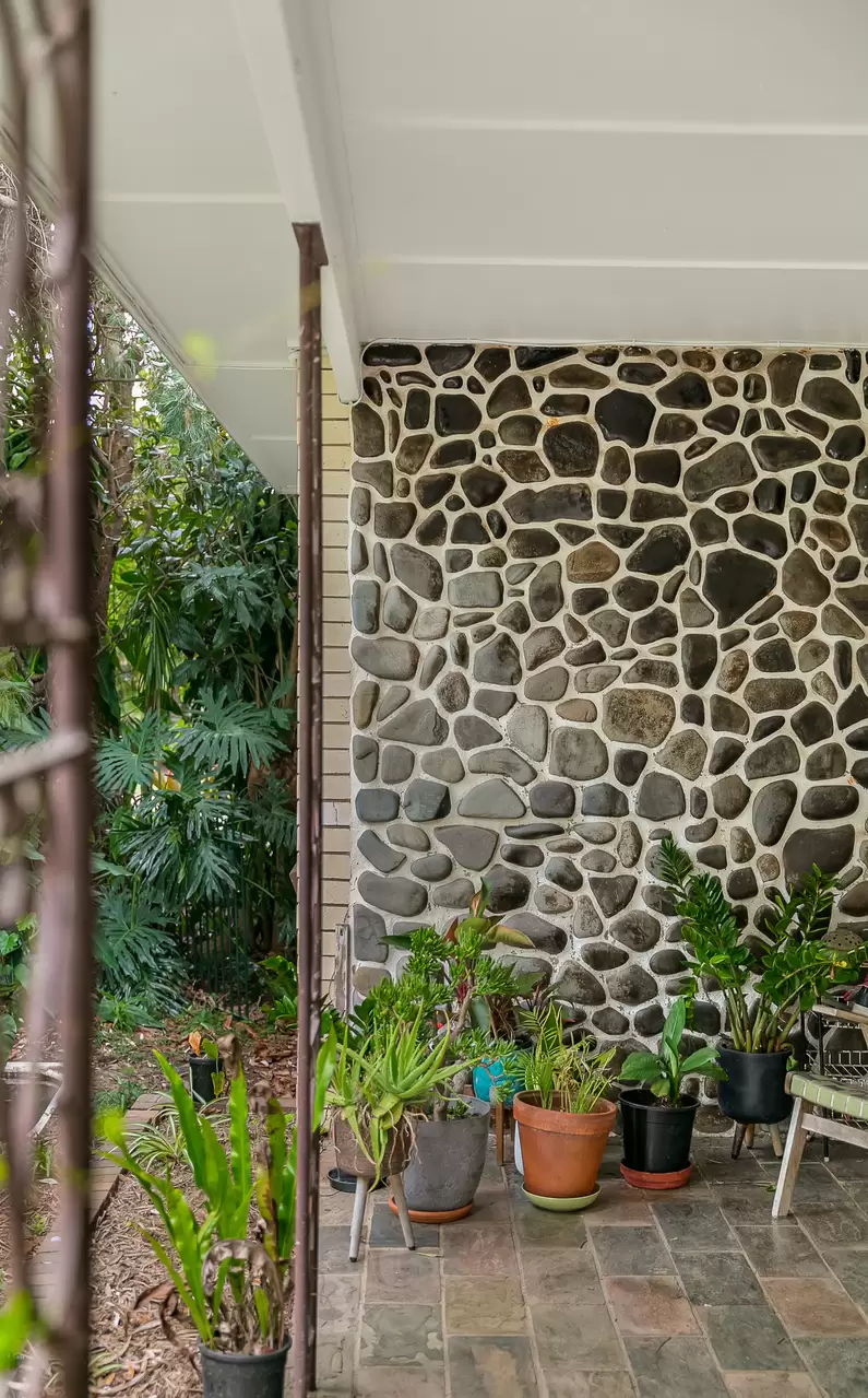 13 Valantine Road, Capalaba Sold by Queensland Sotheby's International Realty - image 1