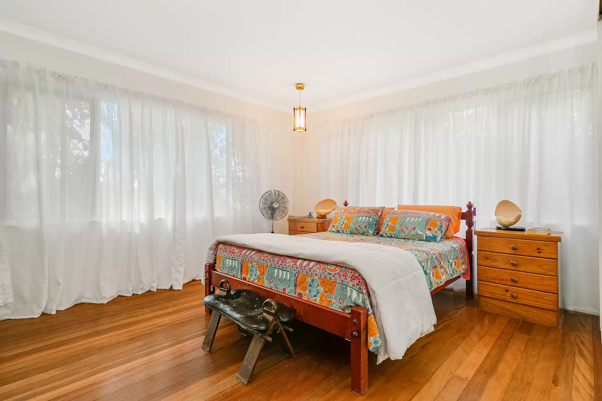 13 Valantine Road, Capalaba Sold by Queensland Sotheby's International Realty - image 1