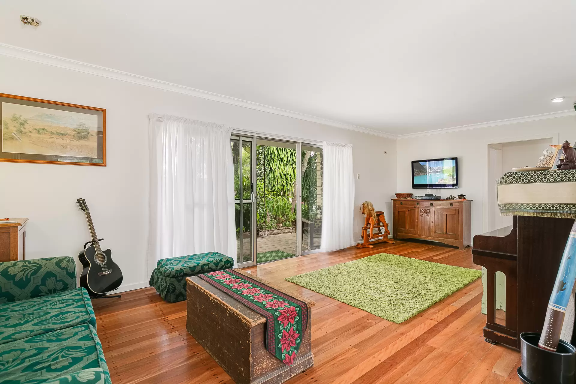 13 Valantine Road, Capalaba Sold by  - image 1