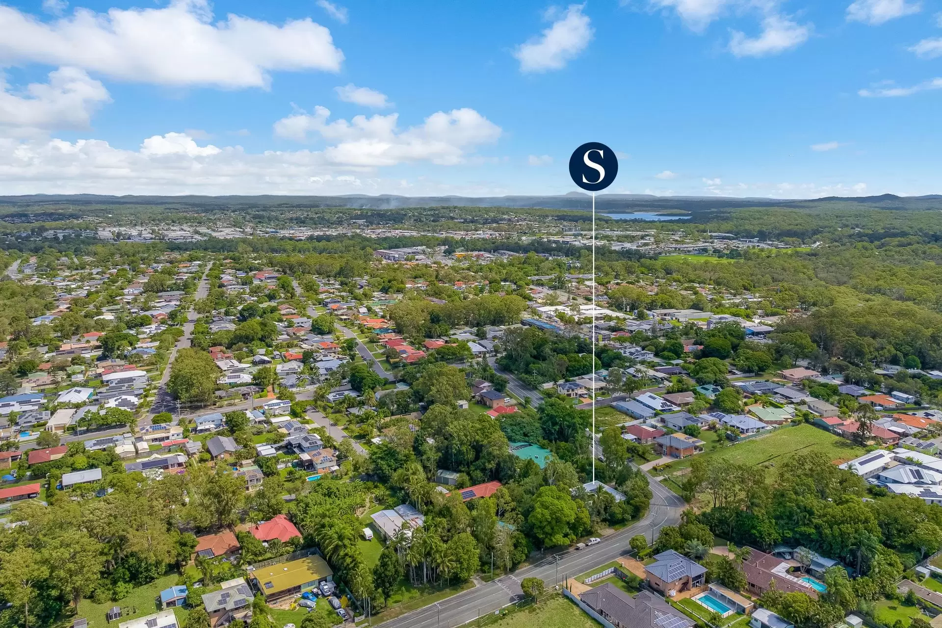 13 Valantine Road, Capalaba Sold by Queensland Sotheby's International Realty - image 1