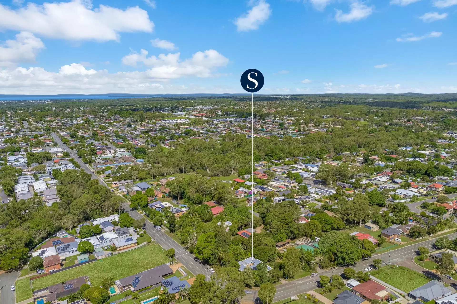 13 Valantine Road, Capalaba Sold by Queensland Sotheby's International Realty - image 1