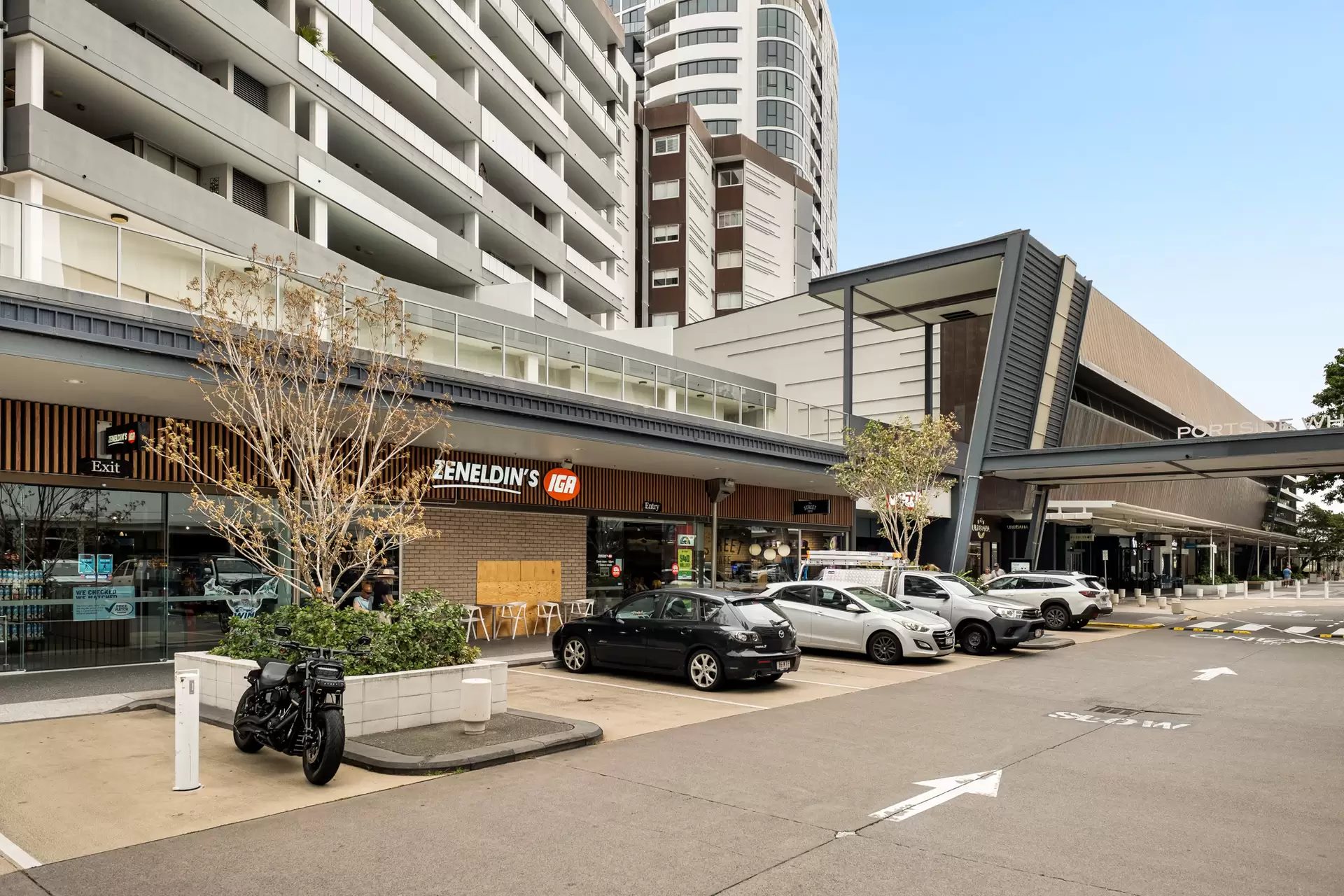 107/37 Harbour Road, Hamilton Sold by Queensland Sotheby's International Realty - image 1