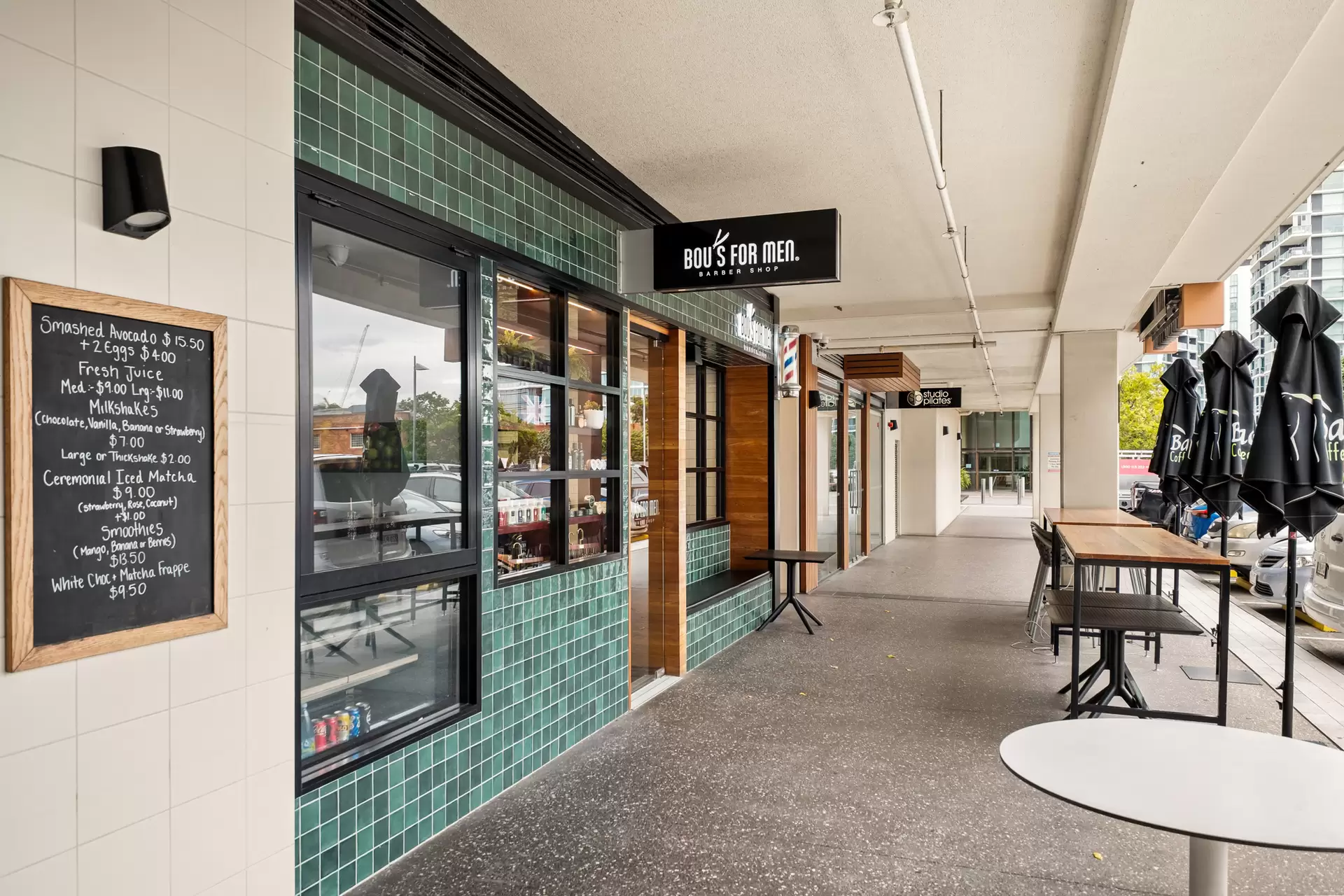 107/37 Harbour Road, Hamilton Sold by Queensland Sotheby's International Realty - image 1