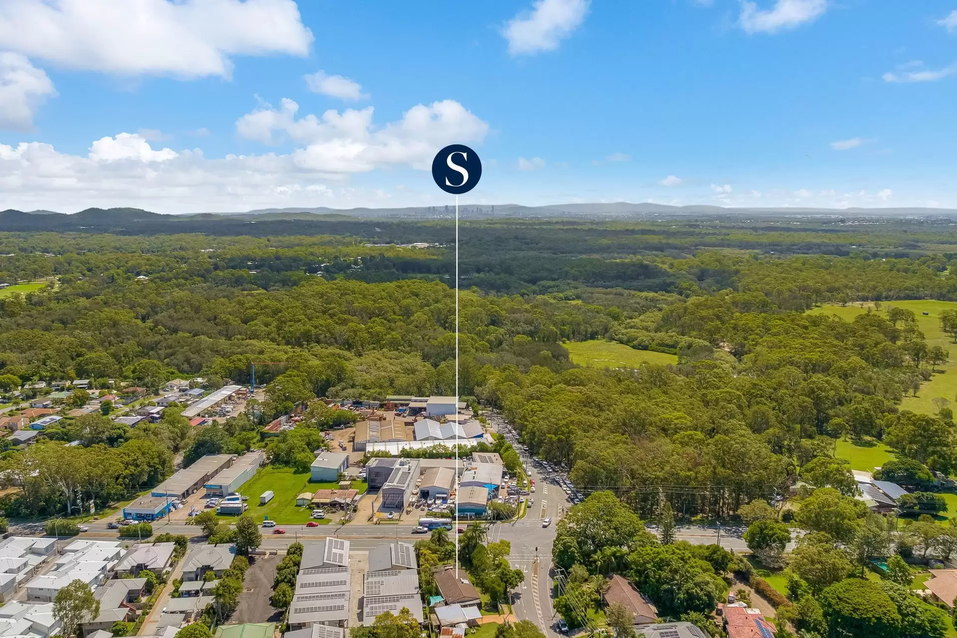 1 Daveson Road, Capalaba For Sale by Queensland Sotheby's International Realty - image 1