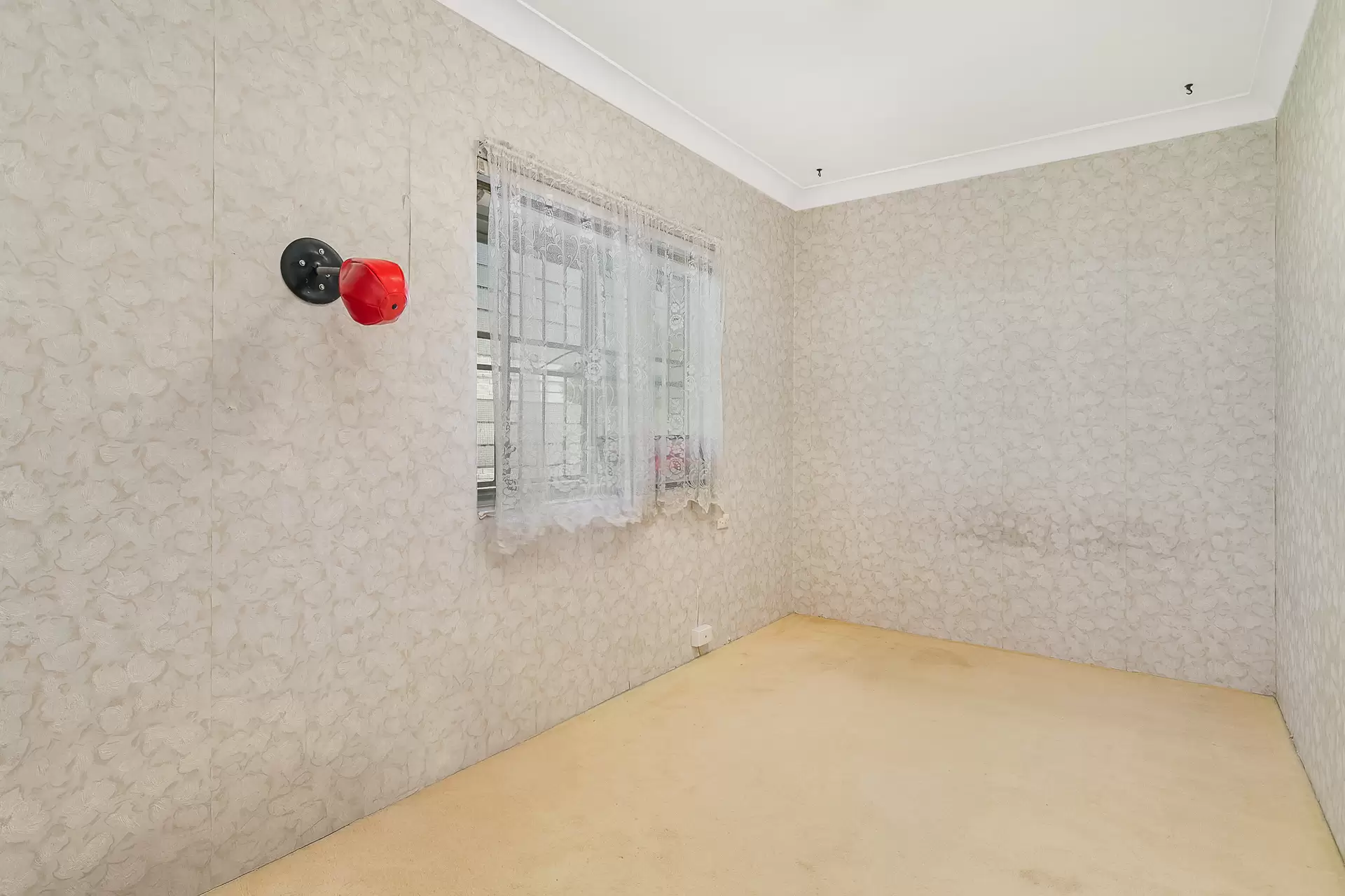 1 Daveson Road, Capalaba For Sale by Queensland Sotheby's International Realty - image 1