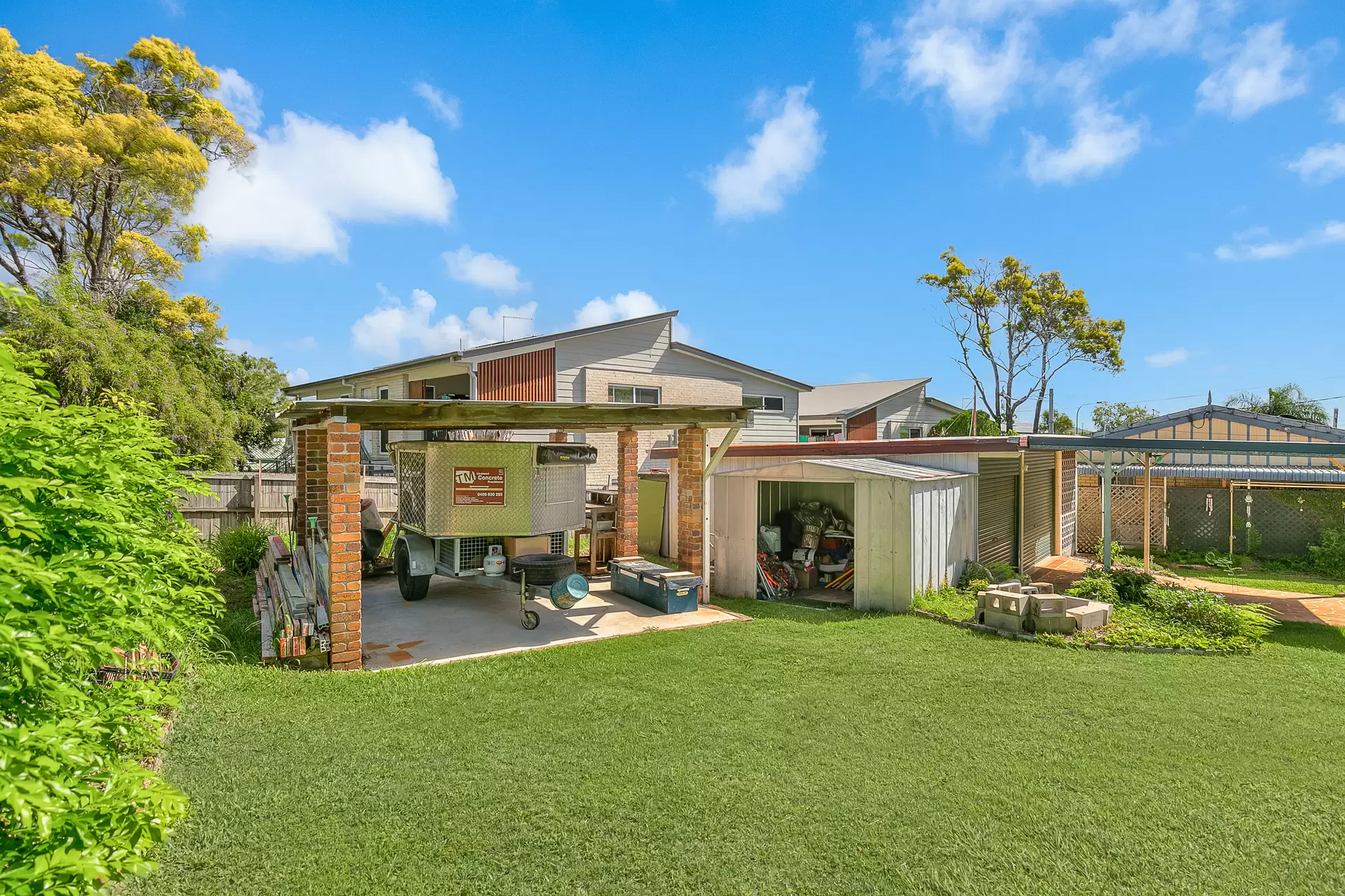 1 Daveson Road, Capalaba For Sale by Queensland Sotheby's International Realty - image 1