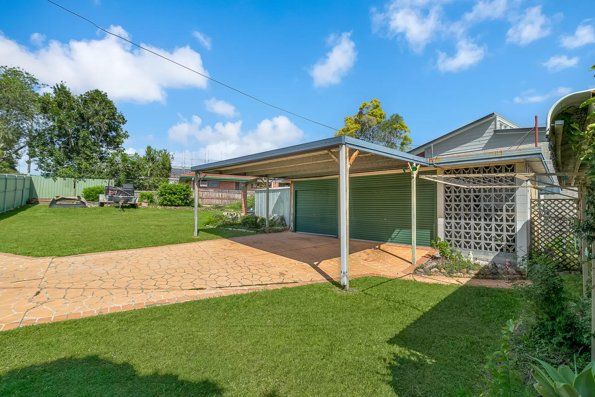 1 Daveson Road, Capalaba For Sale by Queensland Sotheby's International Realty - image 1