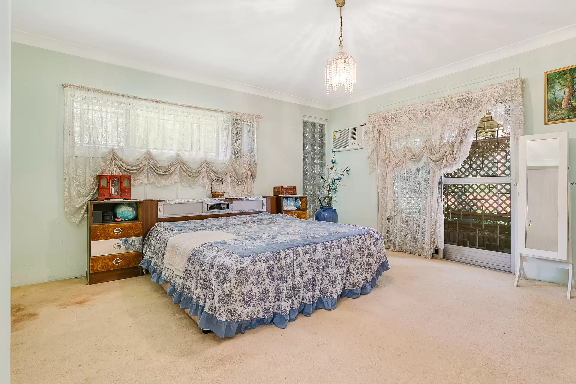 1 Daveson Road, Capalaba For Sale by Queensland Sotheby's International Realty - image 1