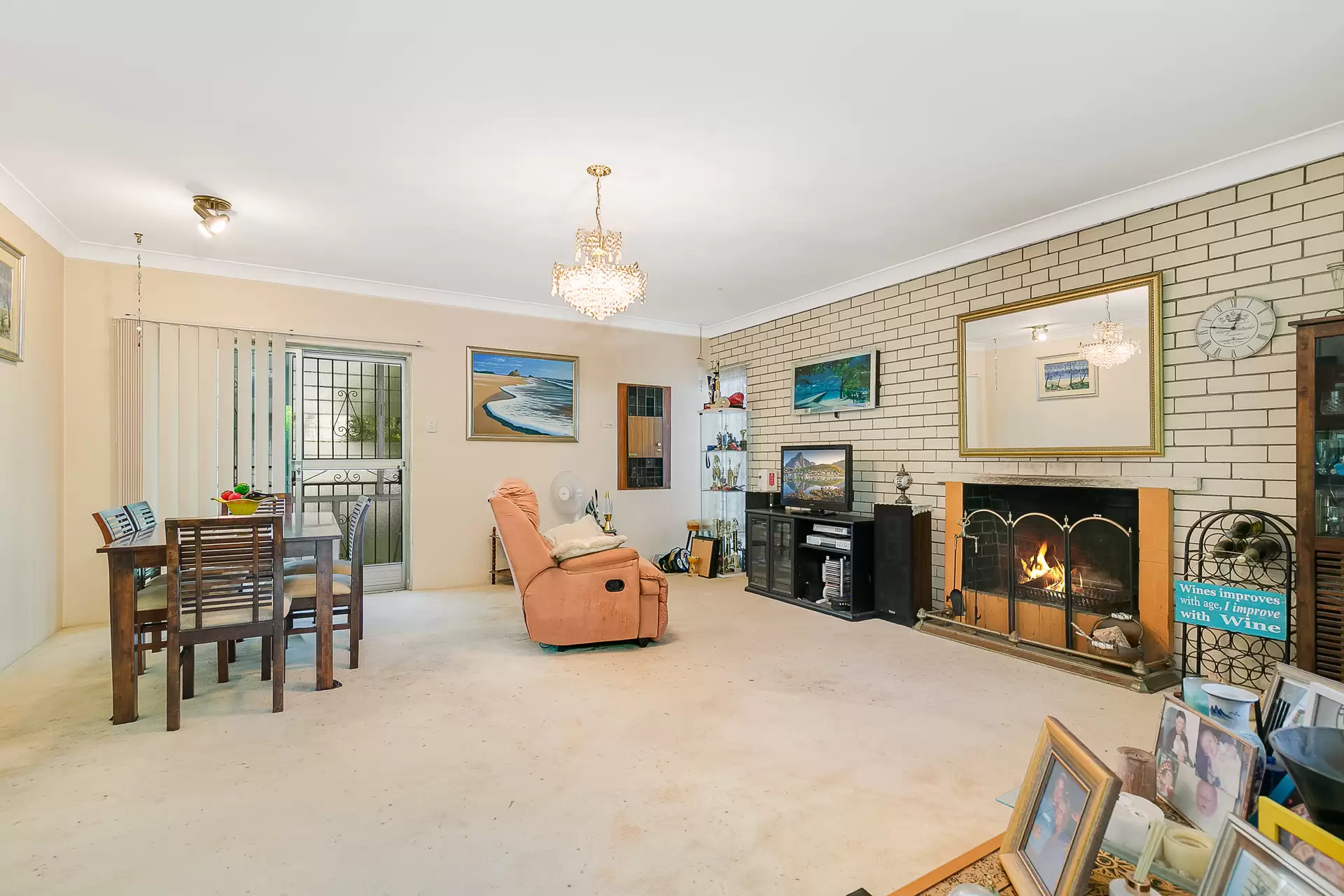 1 Daveson Road, Capalaba For Sale by Queensland Sotheby's International Realty - image 1