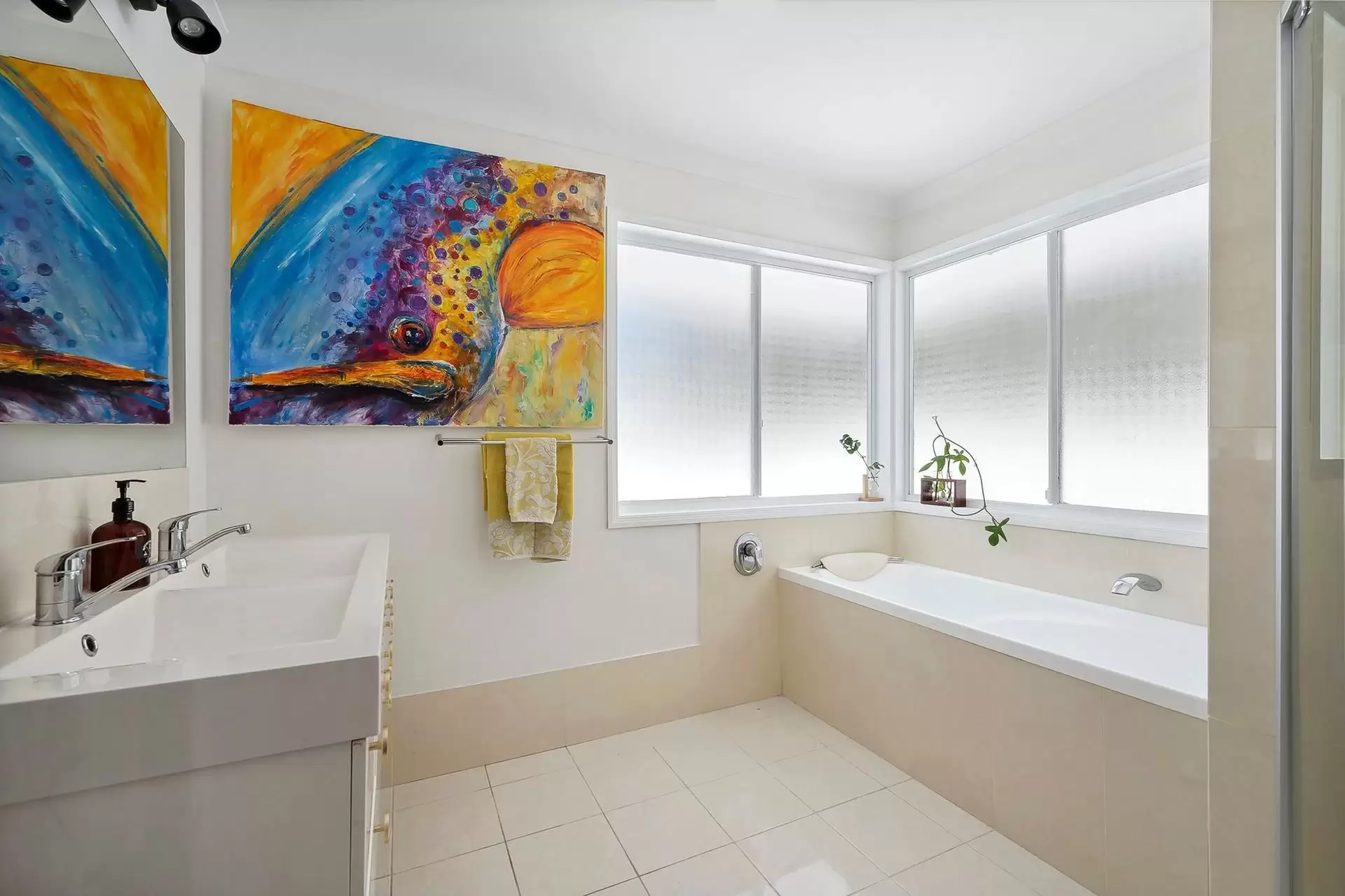 75 Baywater Drive, Twin Waters Sold by Queensland Sotheby's International Realty - image 1