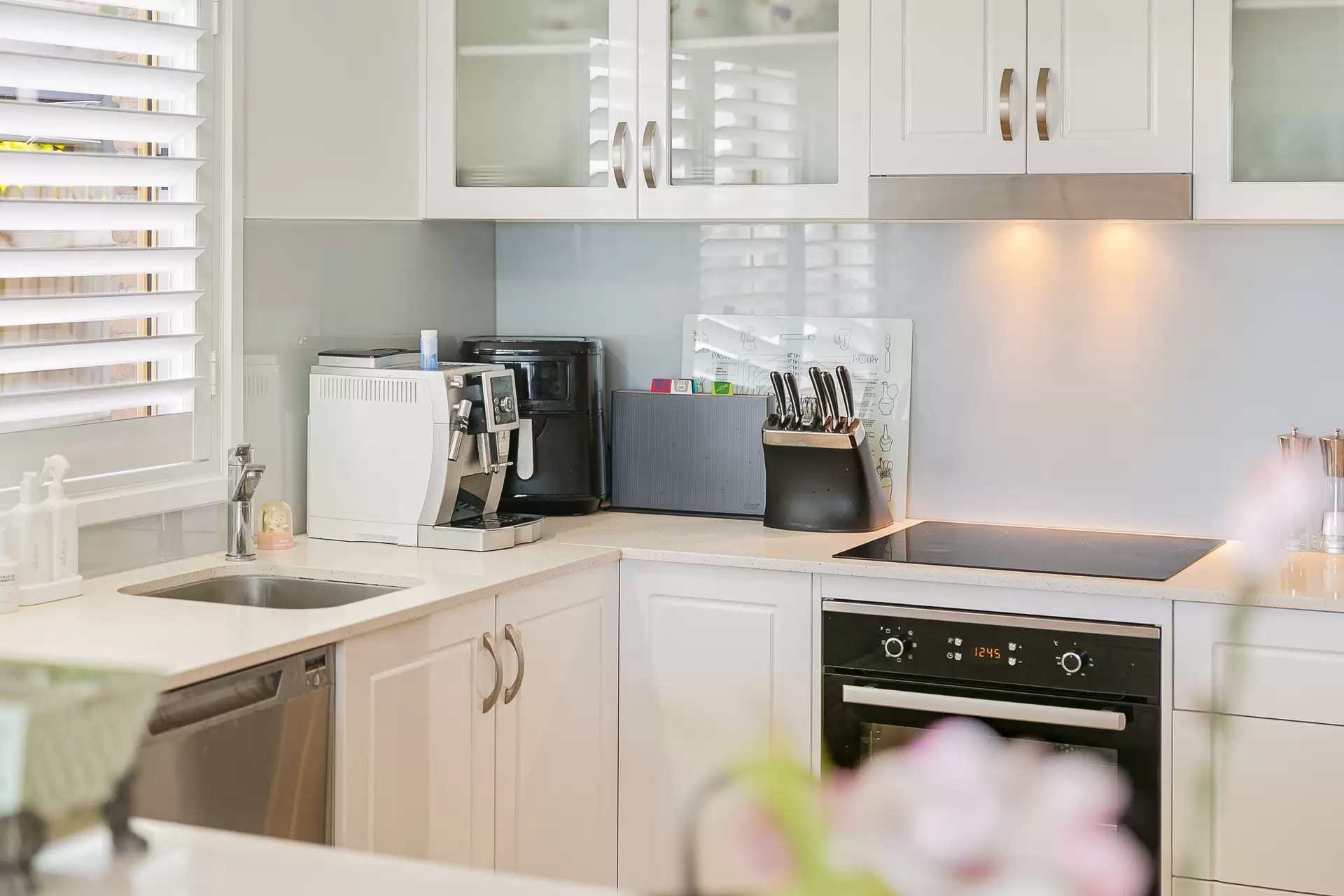 10/43 North Street, Cleveland For Sale by Queensland Sotheby's International Realty - image 1