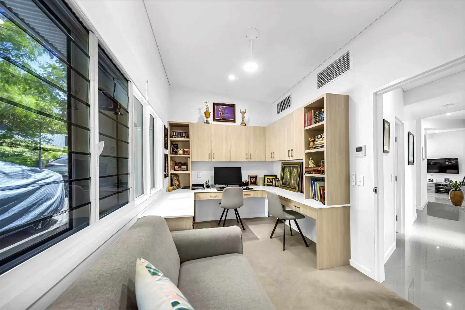 25 Airlie View, Airlie Beach Sold by Queensland Sotheby's International Realty - image 1