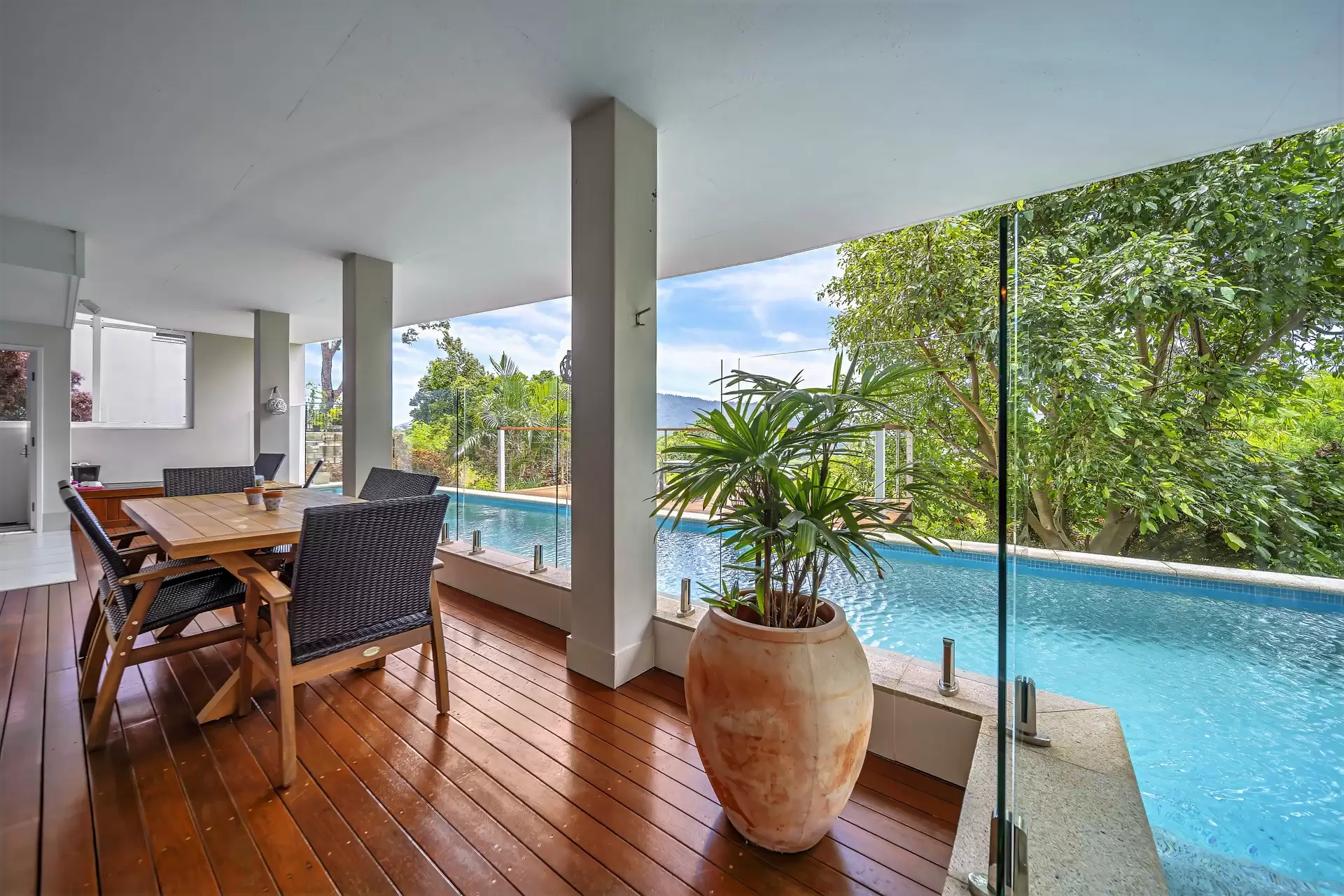 25 Airlie View, Airlie Beach Sold by Queensland Sotheby's International Realty - image 1