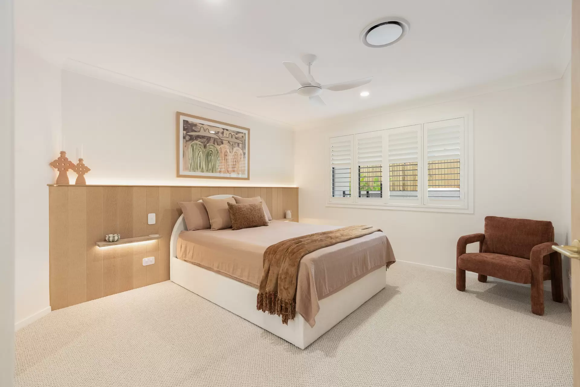 21 Greenside Court, Peregian Springs Sold by Queensland Sotheby's International Realty - image 1