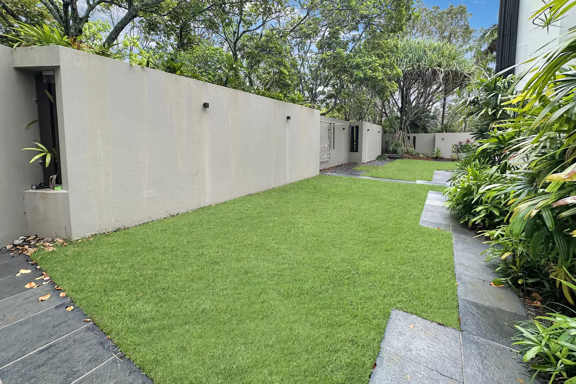 8/87 Toolga Street, Mount Coolum For Sale by Queensland Sotheby's International Realty - image 1