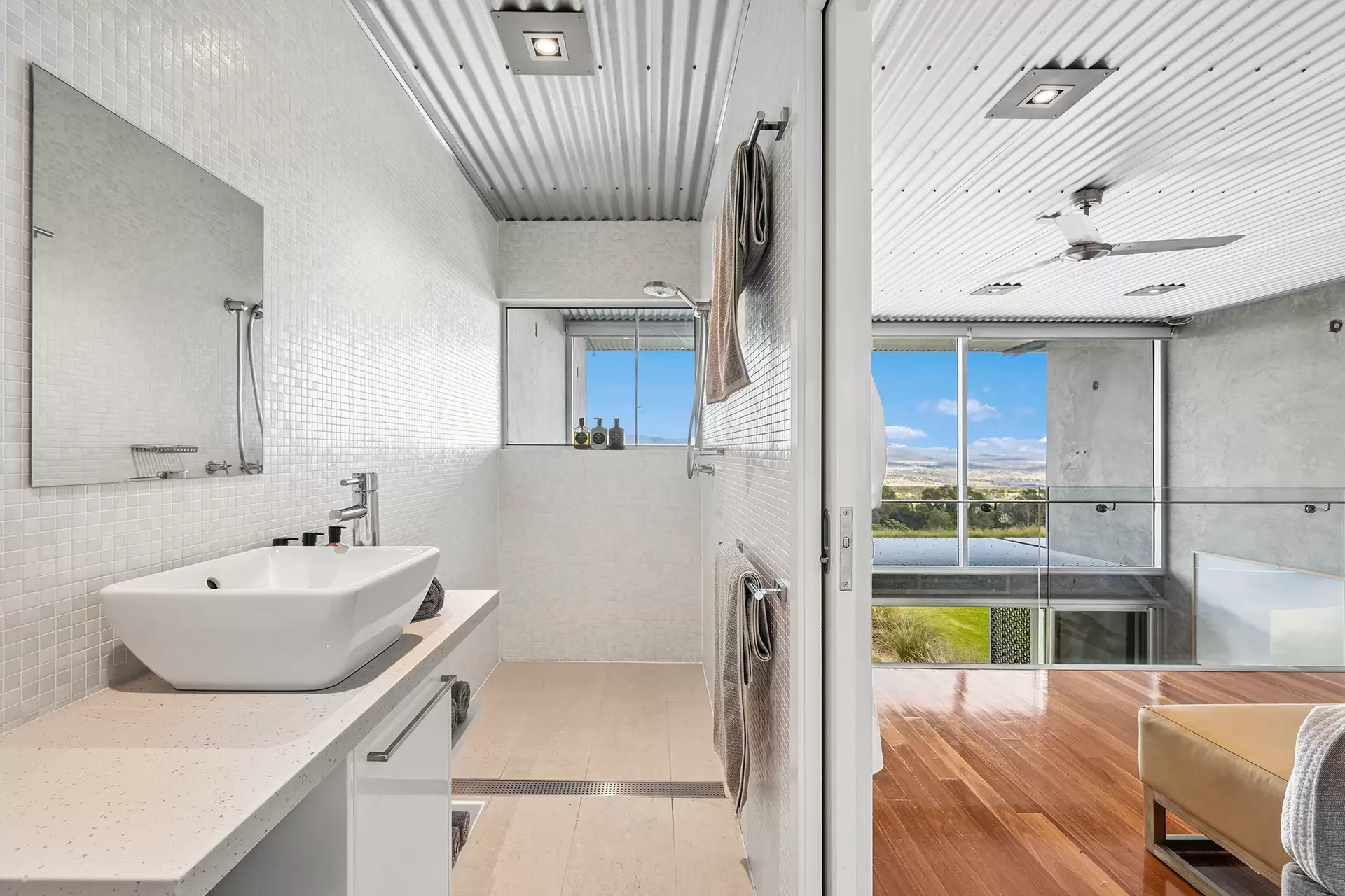 139 Lutter Road, Charlwood For Sale by Queensland Sotheby's International Realty - image 1