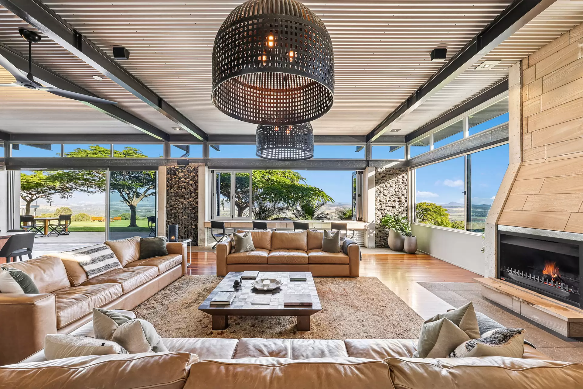 139 Lutter Road, Charlwood For Sale by Queensland Sotheby's International Realty - image 1