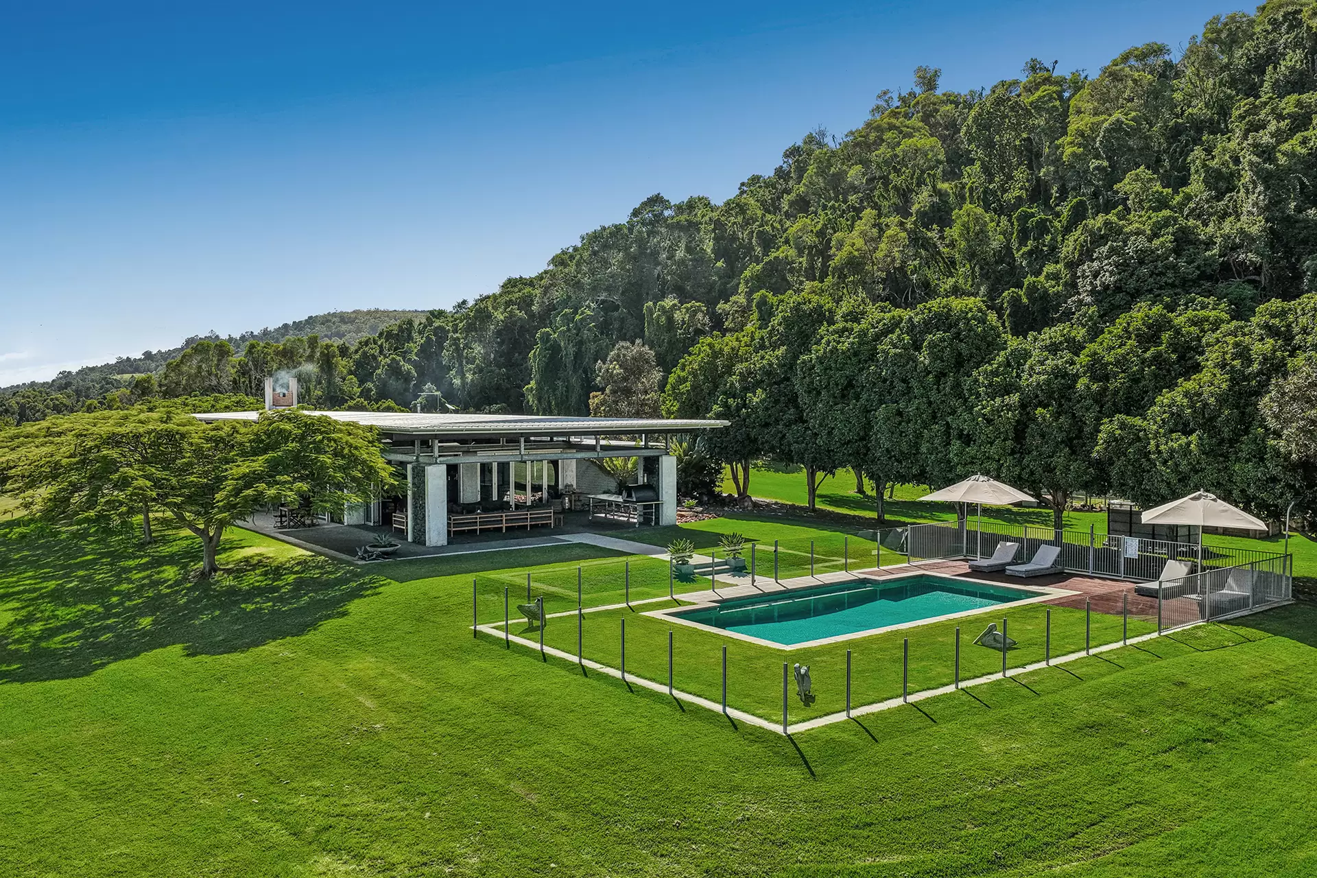 139 Lutter Road, Charlwood For Sale by Queensland Sotheby's International Realty - image 1